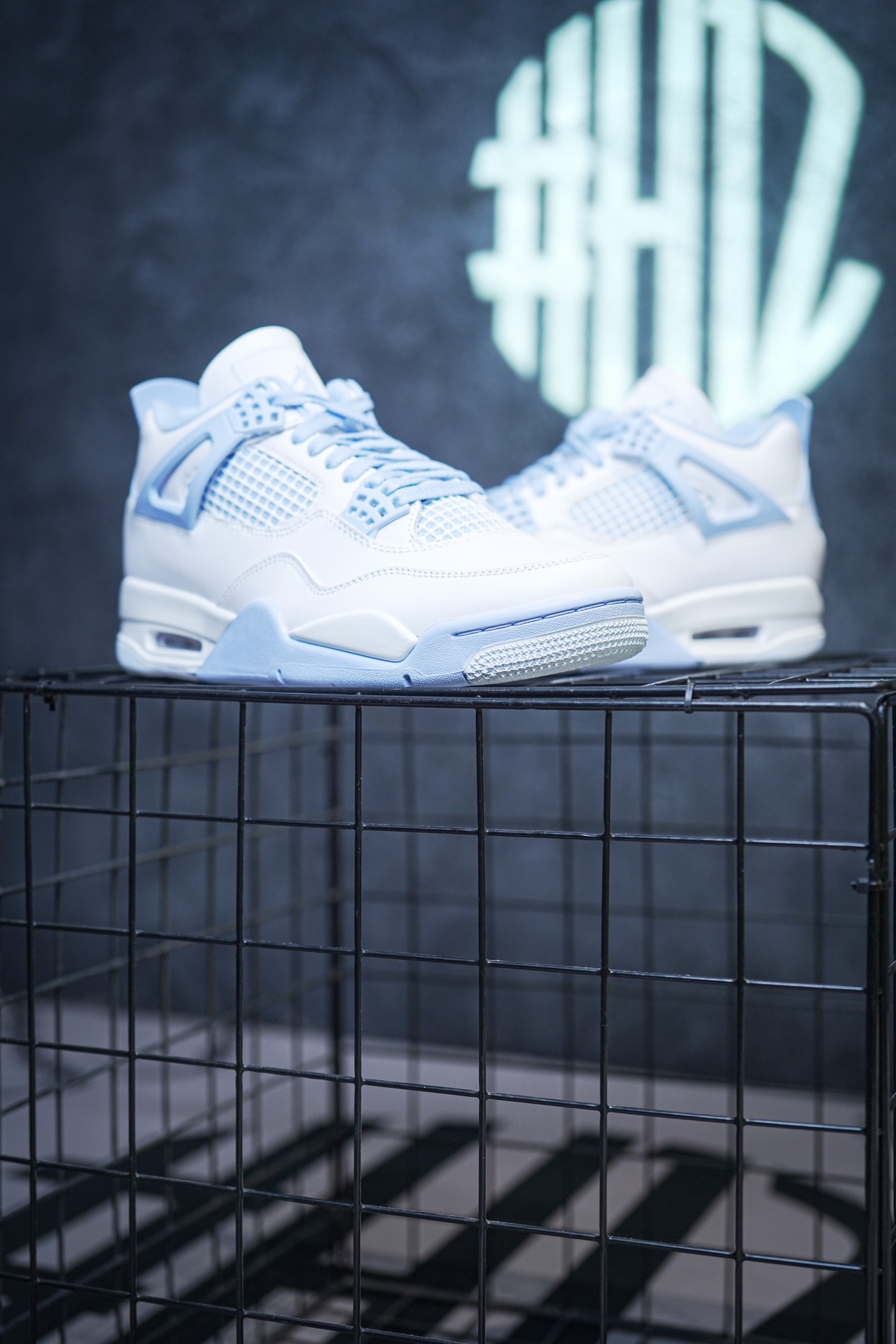 Air Jordan 4 "ALUMINUM" White Blue Small Flower