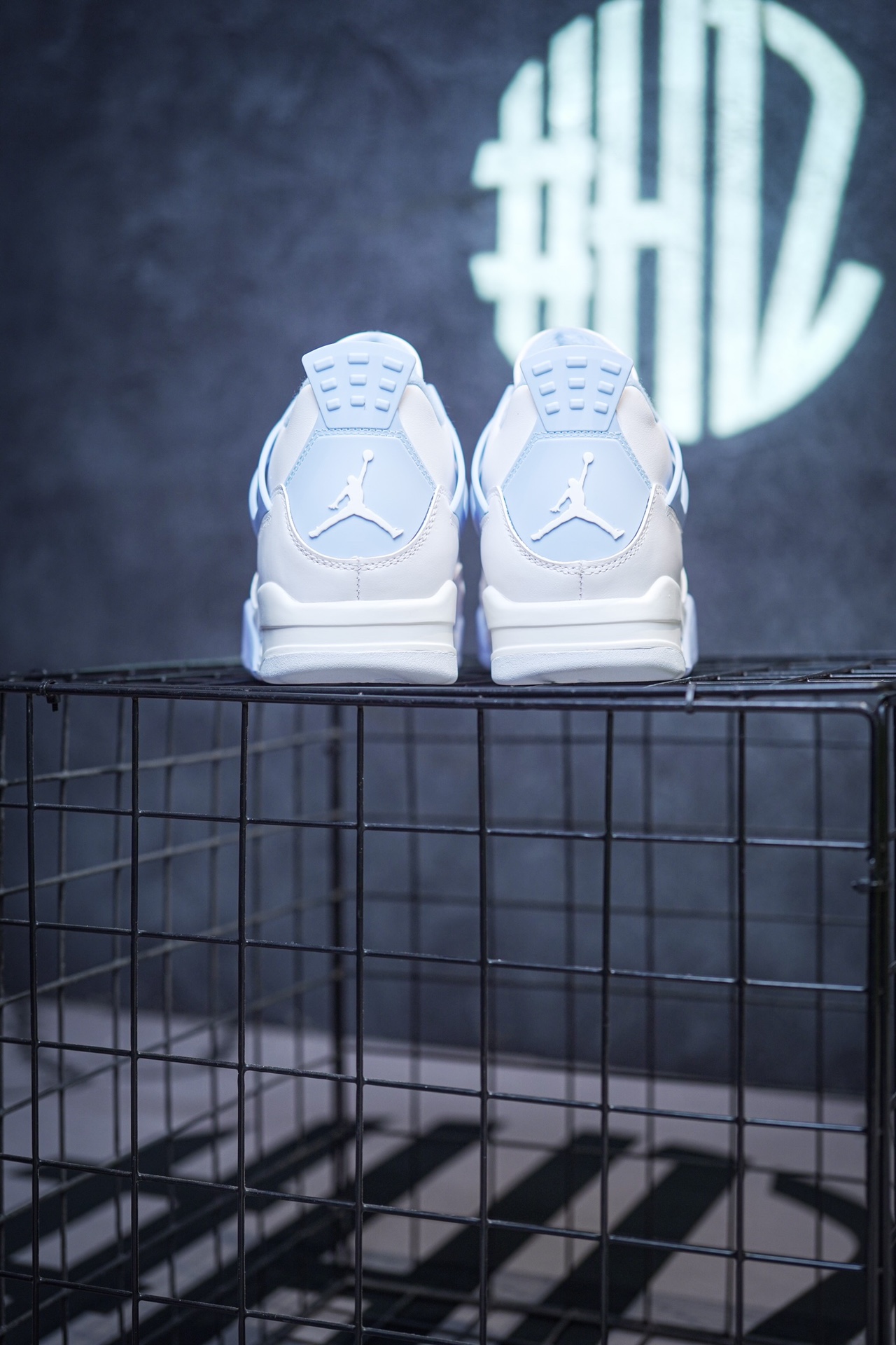Air Jordan 4 "ALUMINUM" White Blue Small Flower