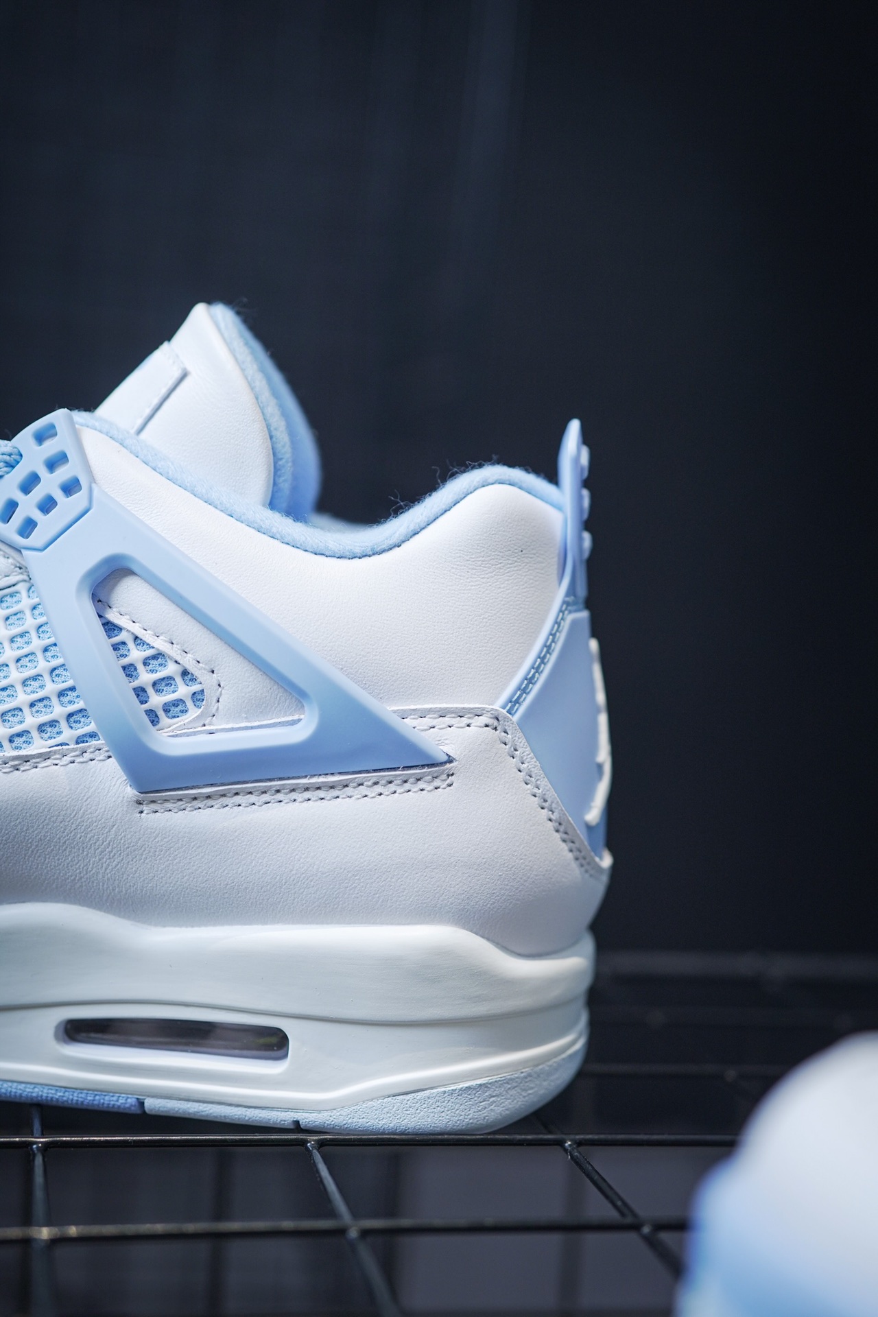 Air Jordan 4 "ALUMINUM" White Blue Small Flower