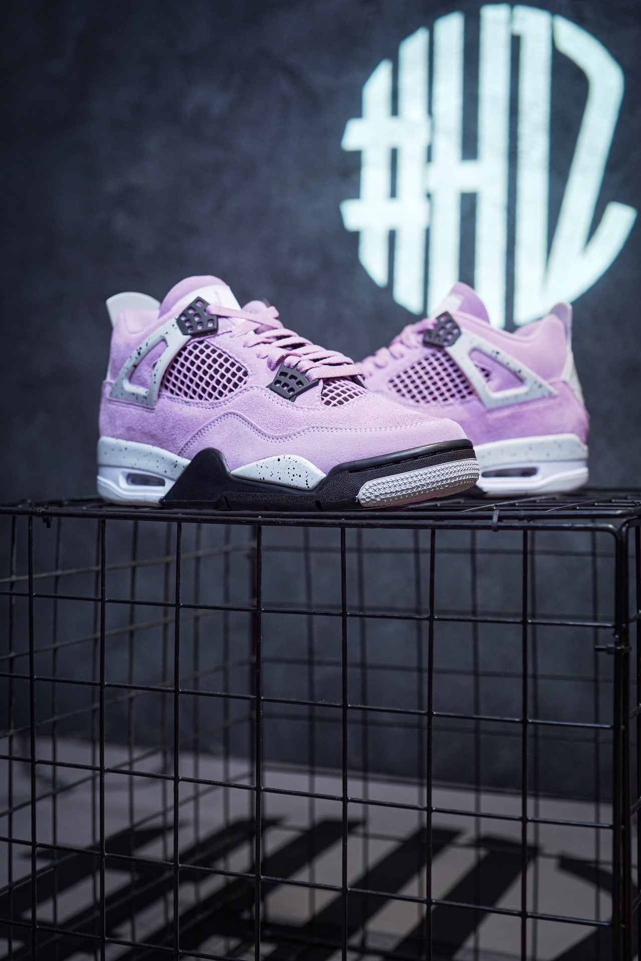 Air Jordan 4 'Orchid' Pink and Black