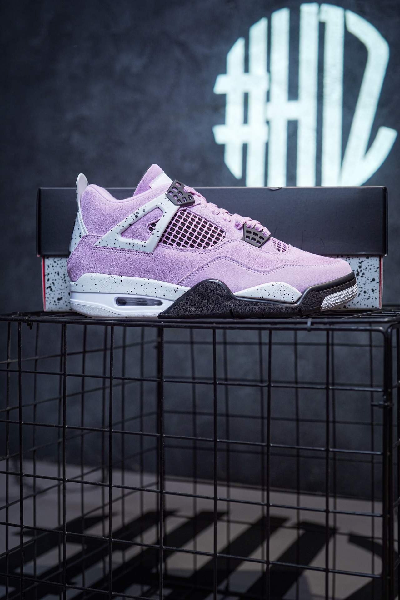 Air Jordan 4 'Orchid' Pink and Black
