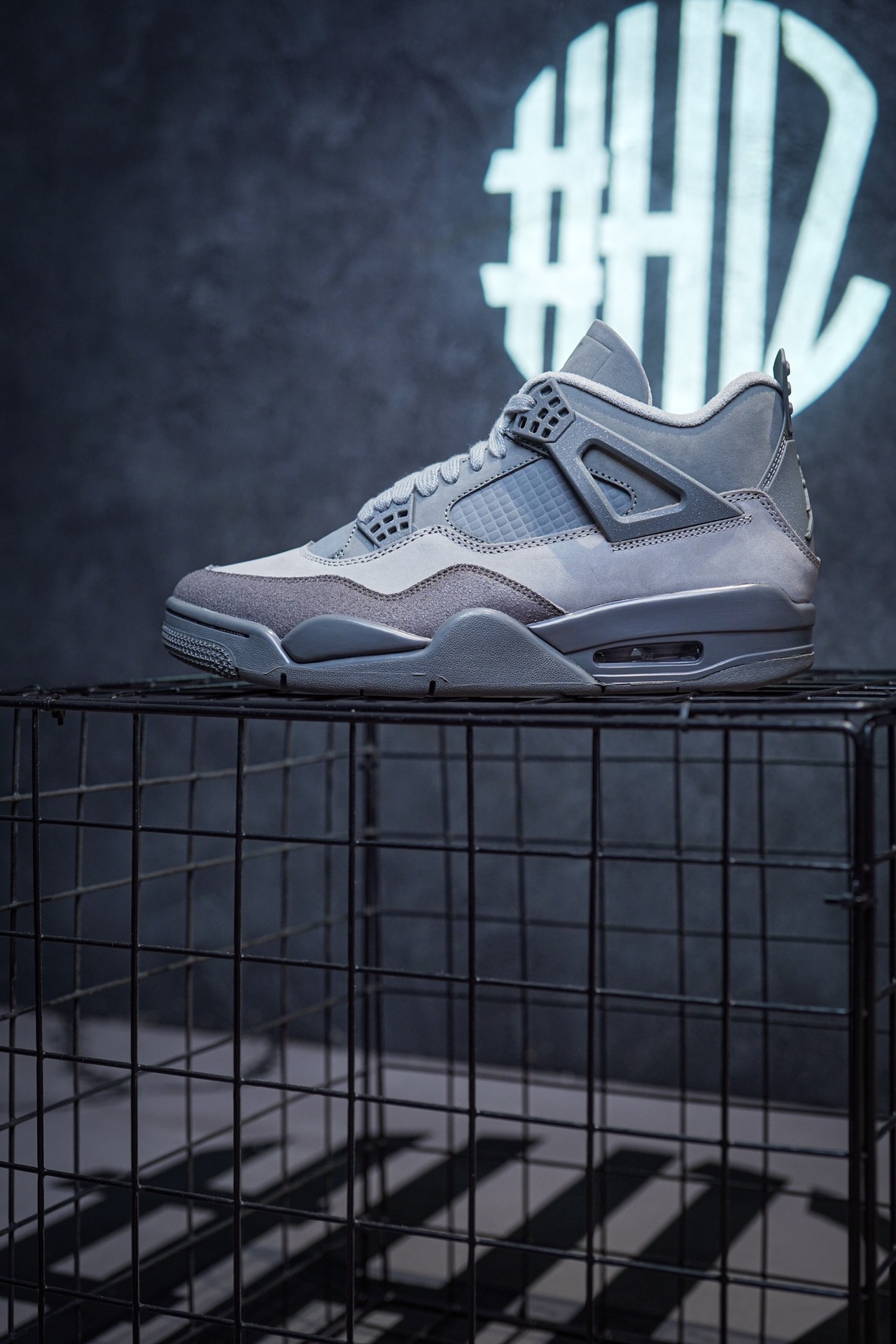 Air Jordan 4 'Smoke Grey' Black and Grey