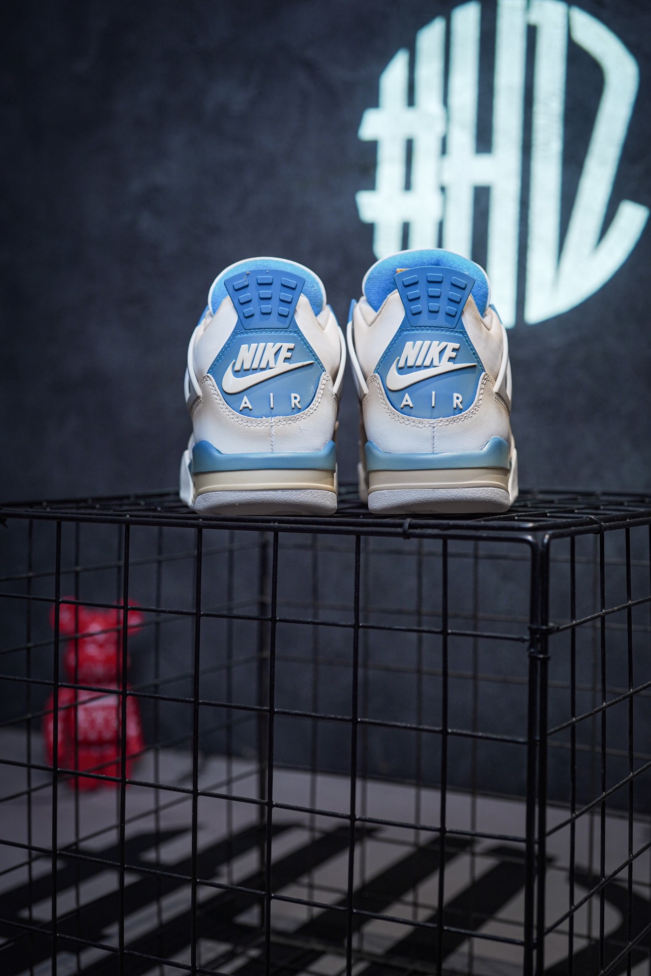 Air Jordan 4 x Squirtle Vintage White Blue