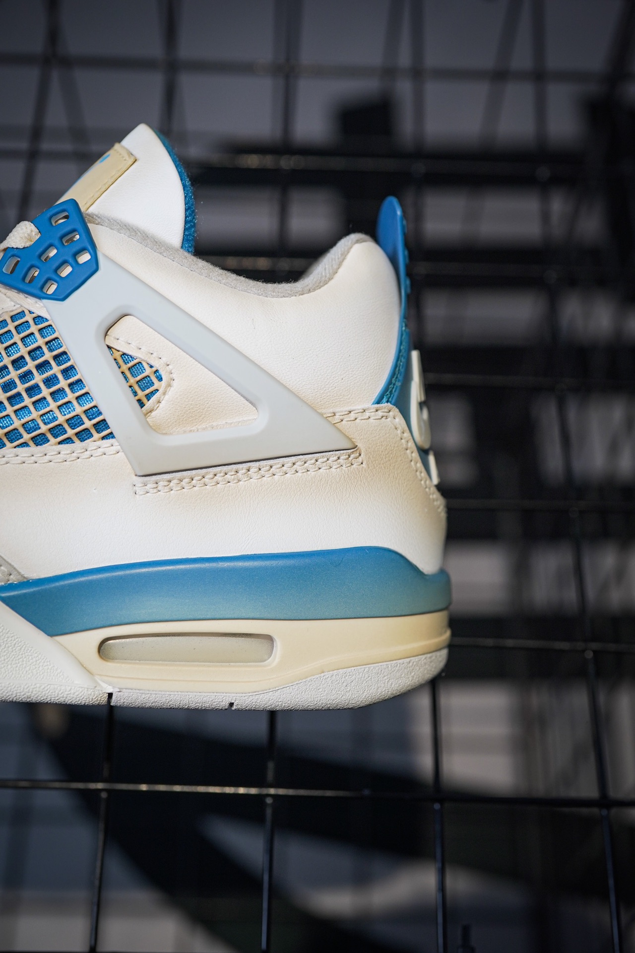 Air Jordan 4 x Squirtle Vintage White Blue