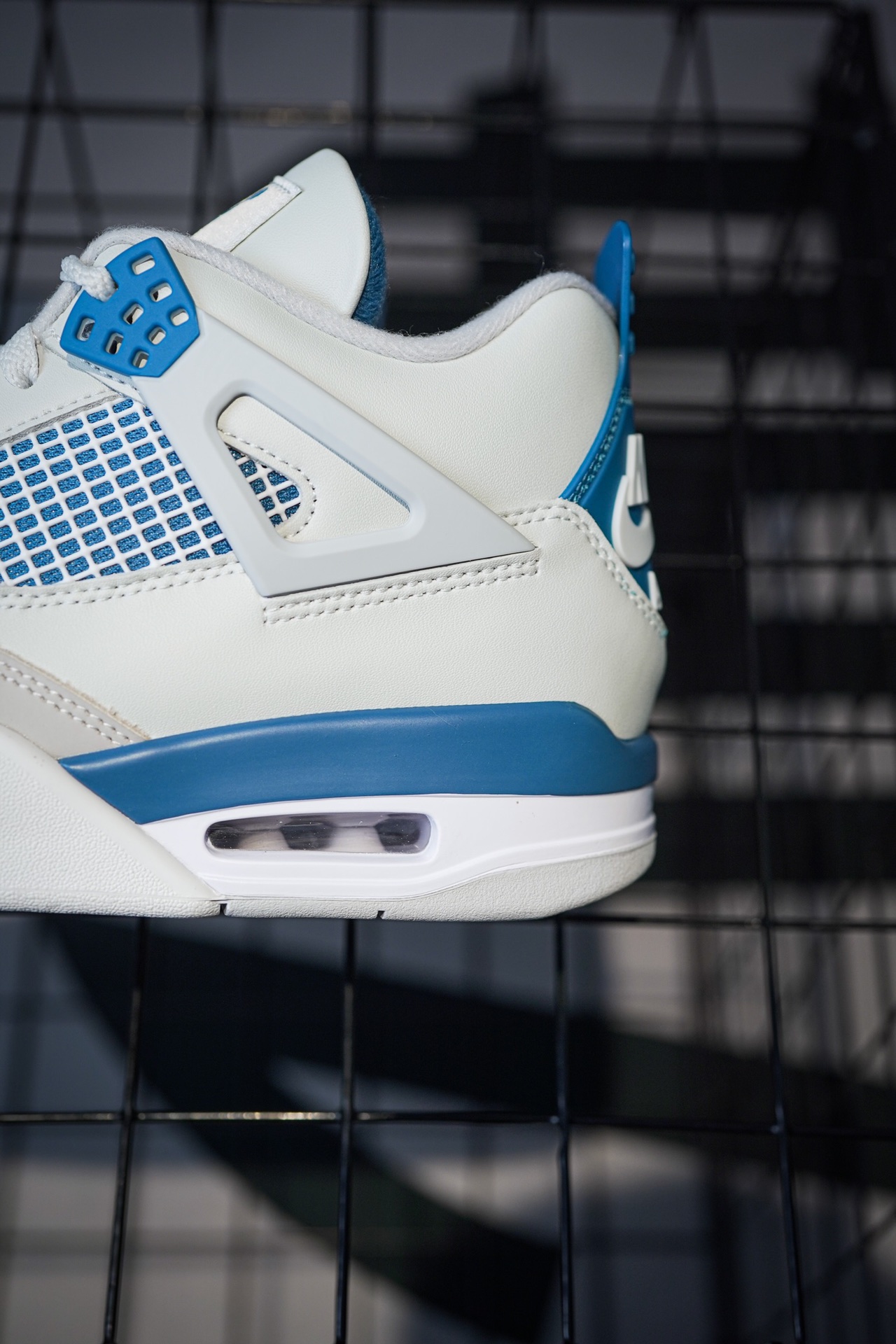 Air Jordan 4 'Military Blue' White and Blue