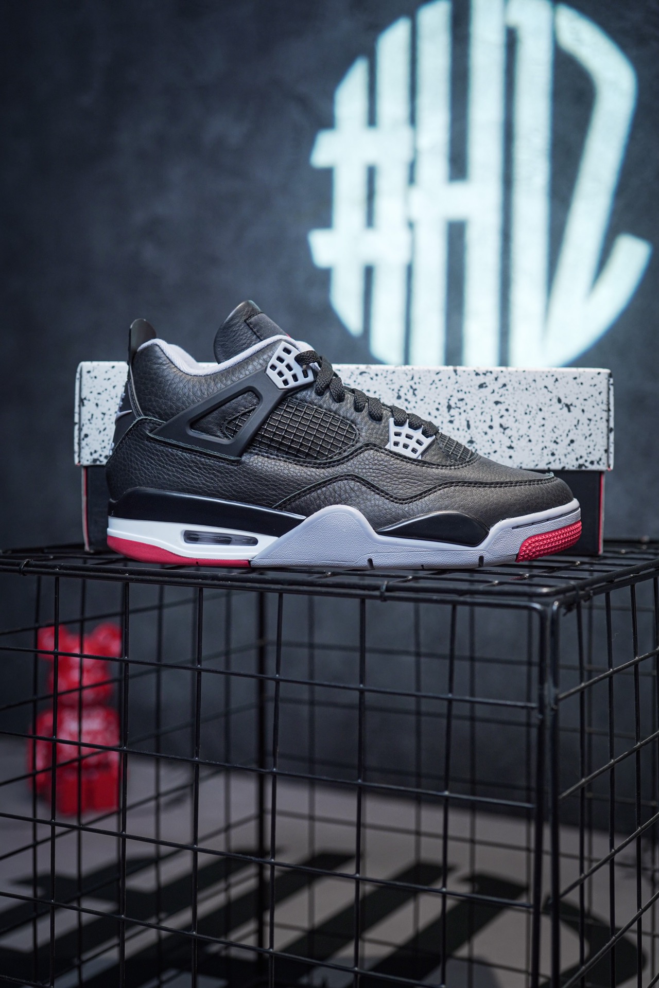 Air Jordan 4 'Bred Reimagined' black and red leather 2024