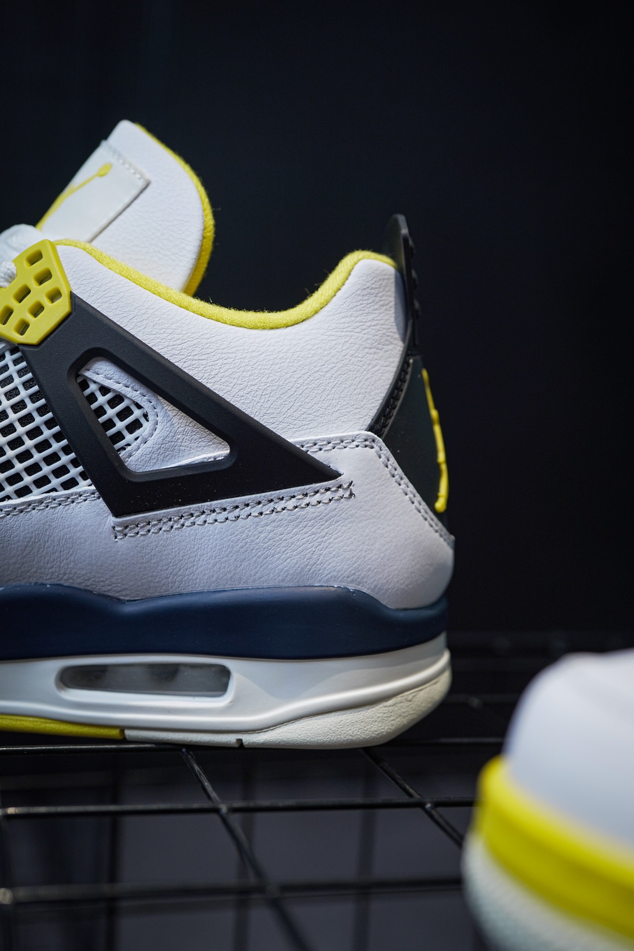 Air Jordan 4 'Vivid Sulfur' White Yellow