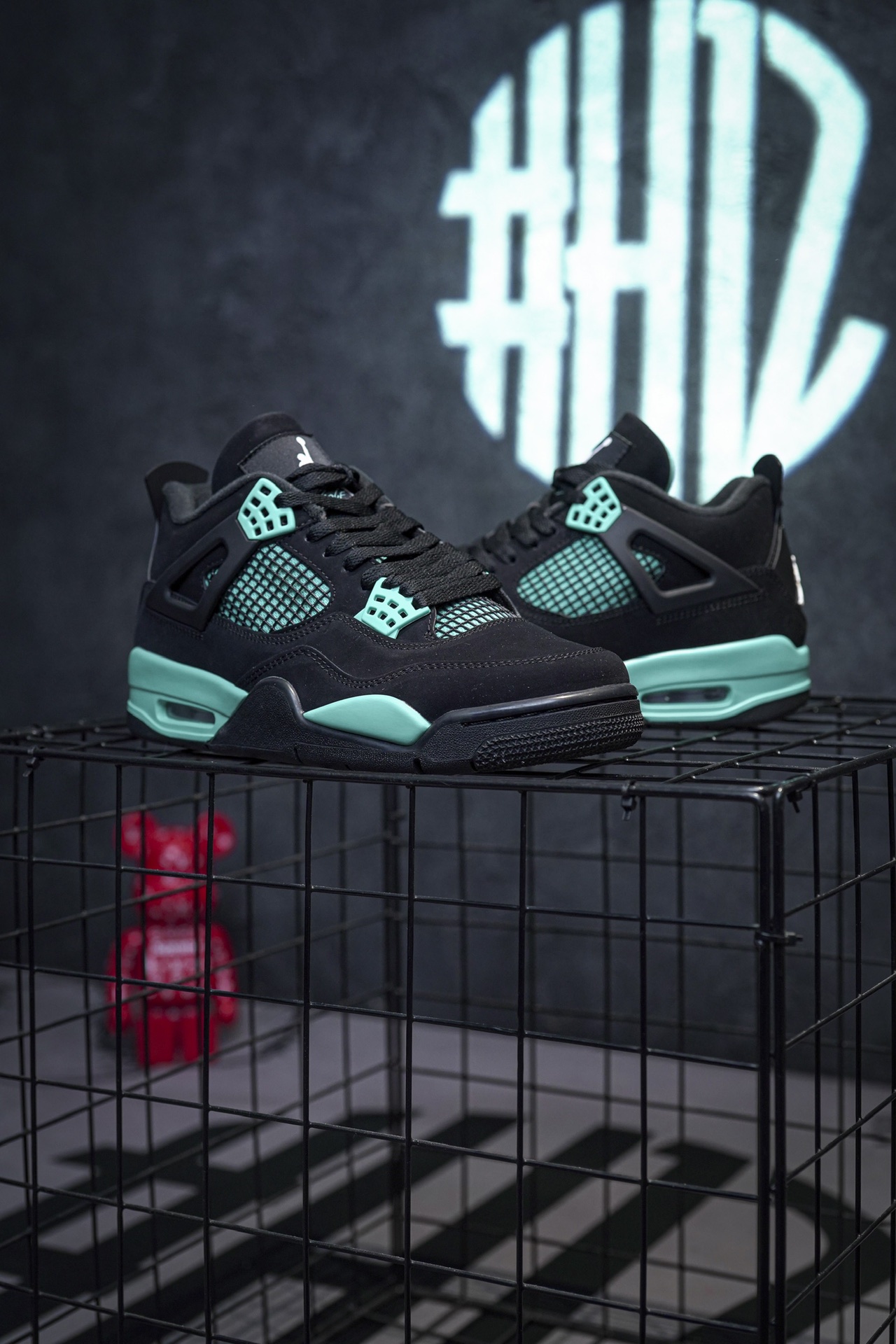Air Jordan 4 Retro Black Tiffany Blue