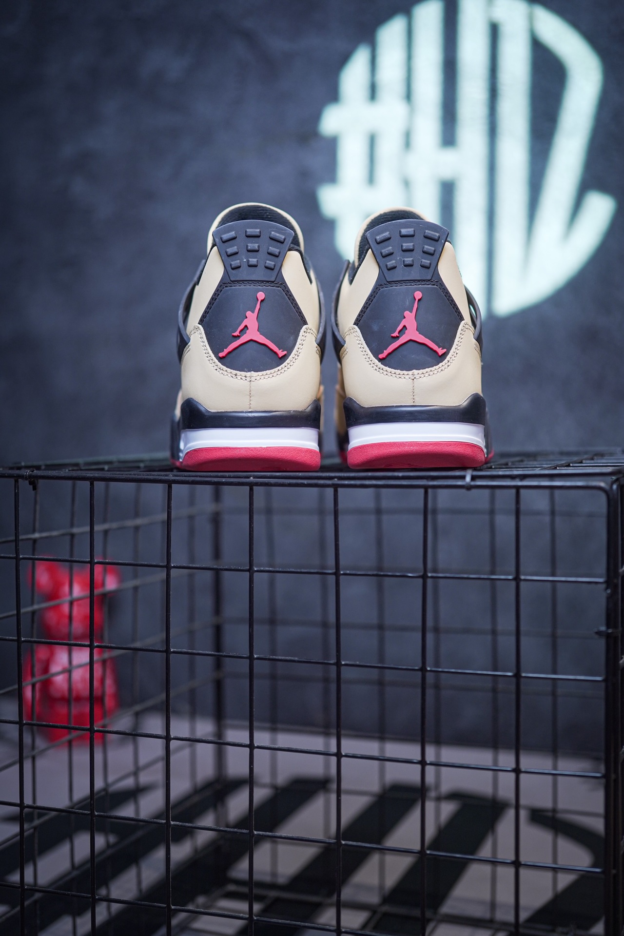 Air Jordan 4 'Pizza' Black Brown