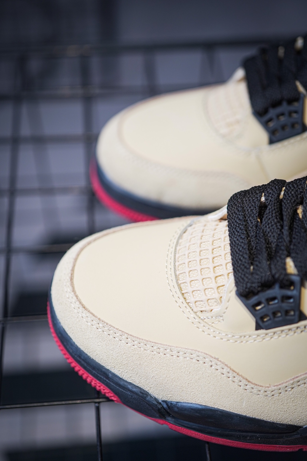 Air Jordan 4 'Pizza' Black Brown