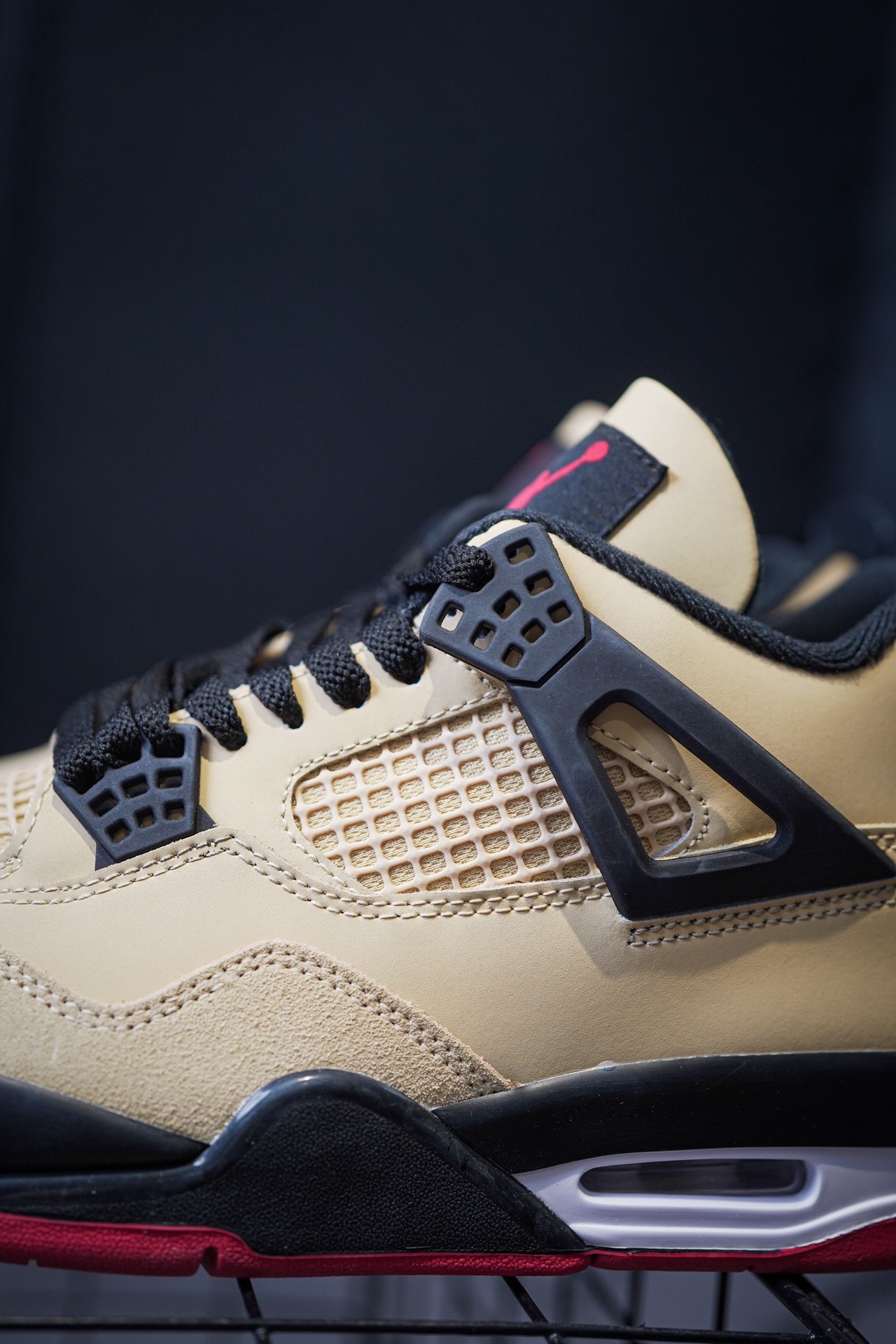 Air Jordan 4 'Pizza' Black Brown