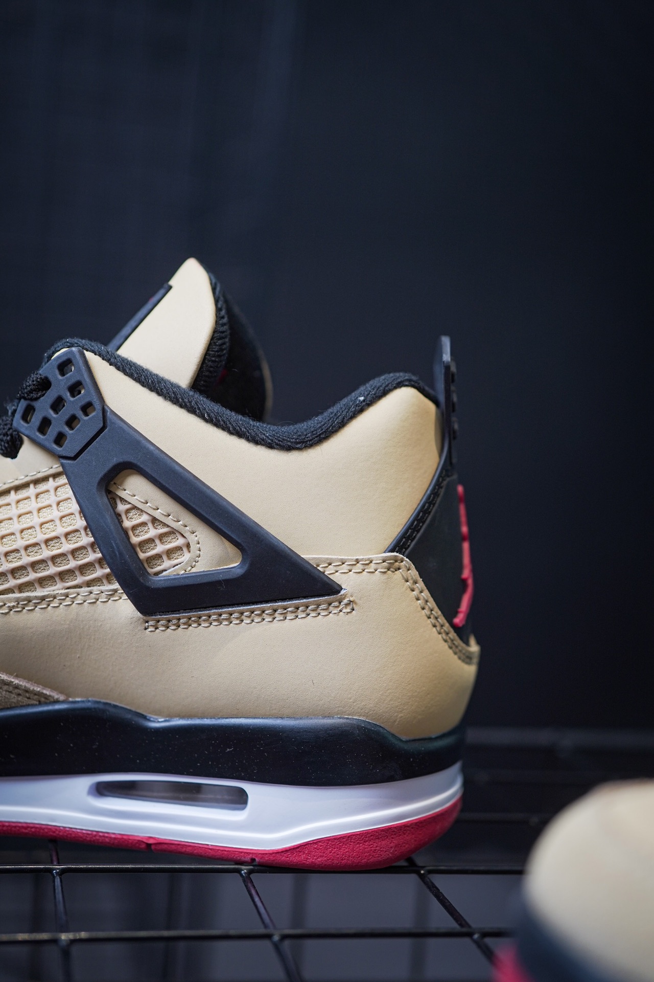 Air Jordan 4 'Pizza' Black Brown
