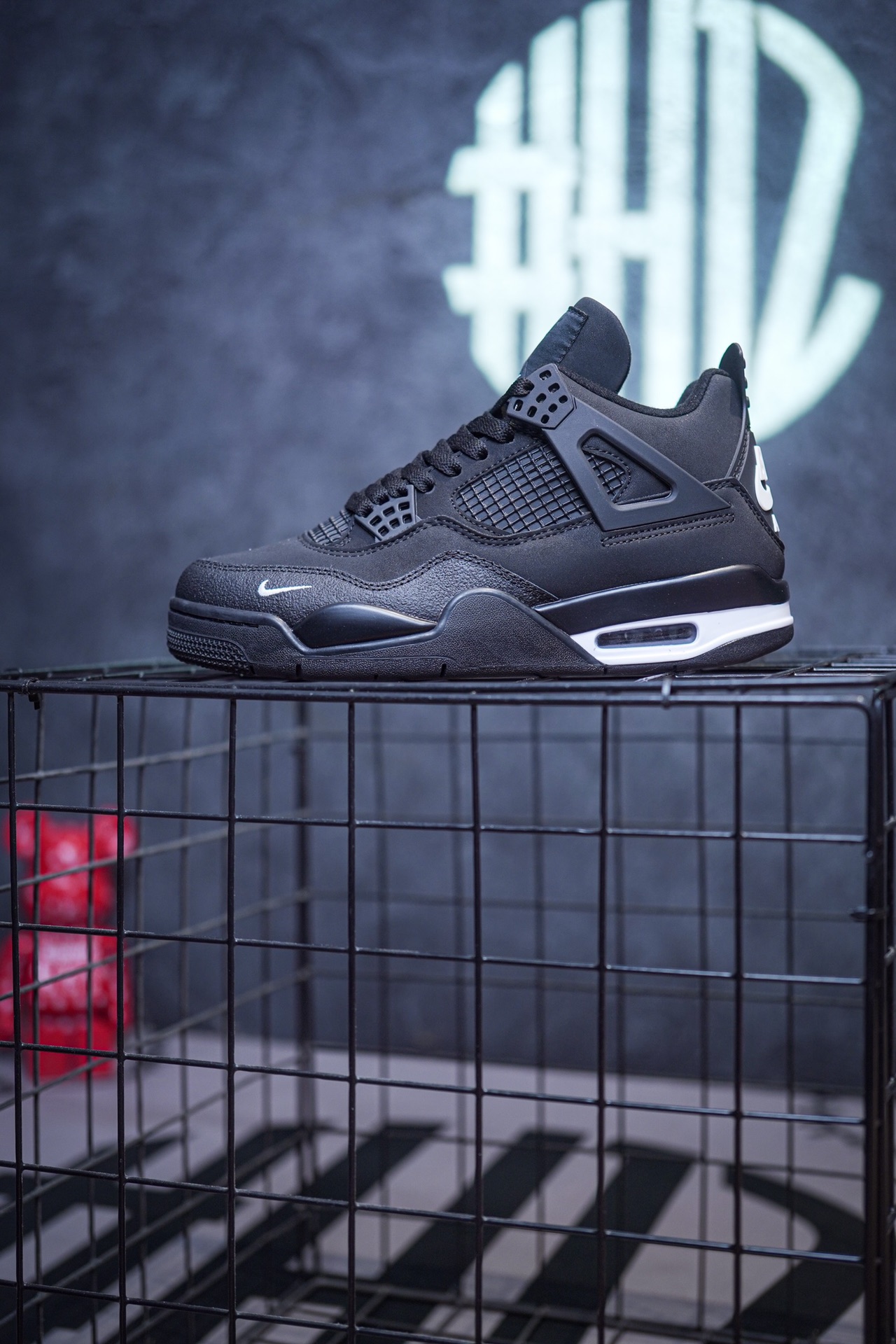Air Jordan 4 'Black Cat' 2025