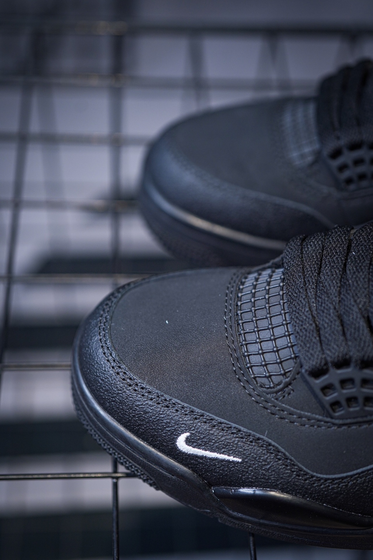Air Jordan 4 'Black Cat' 2025