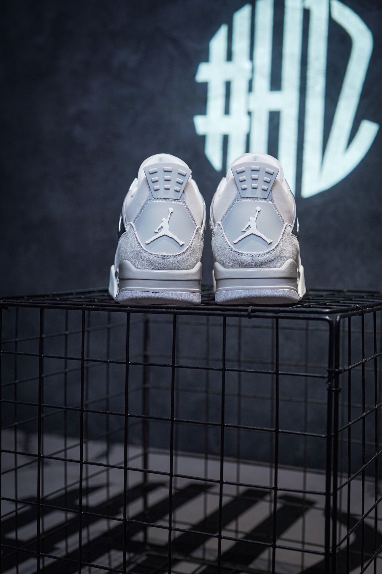 Air Jordan 4 Retro Pure Money Pure White Silver Buckle
