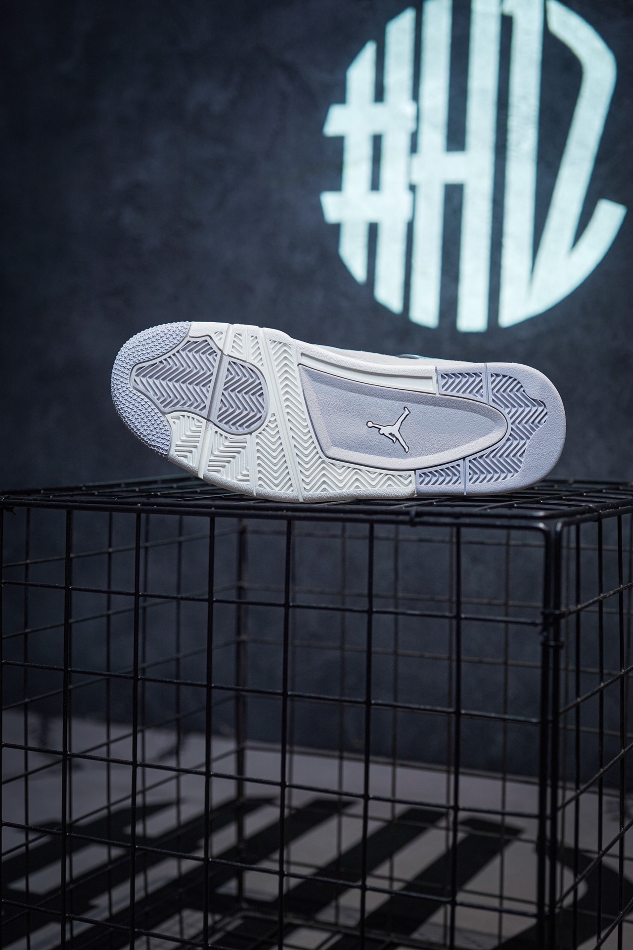 Air Jordan 4 Retro Pure Money Pure White Silver Buckle