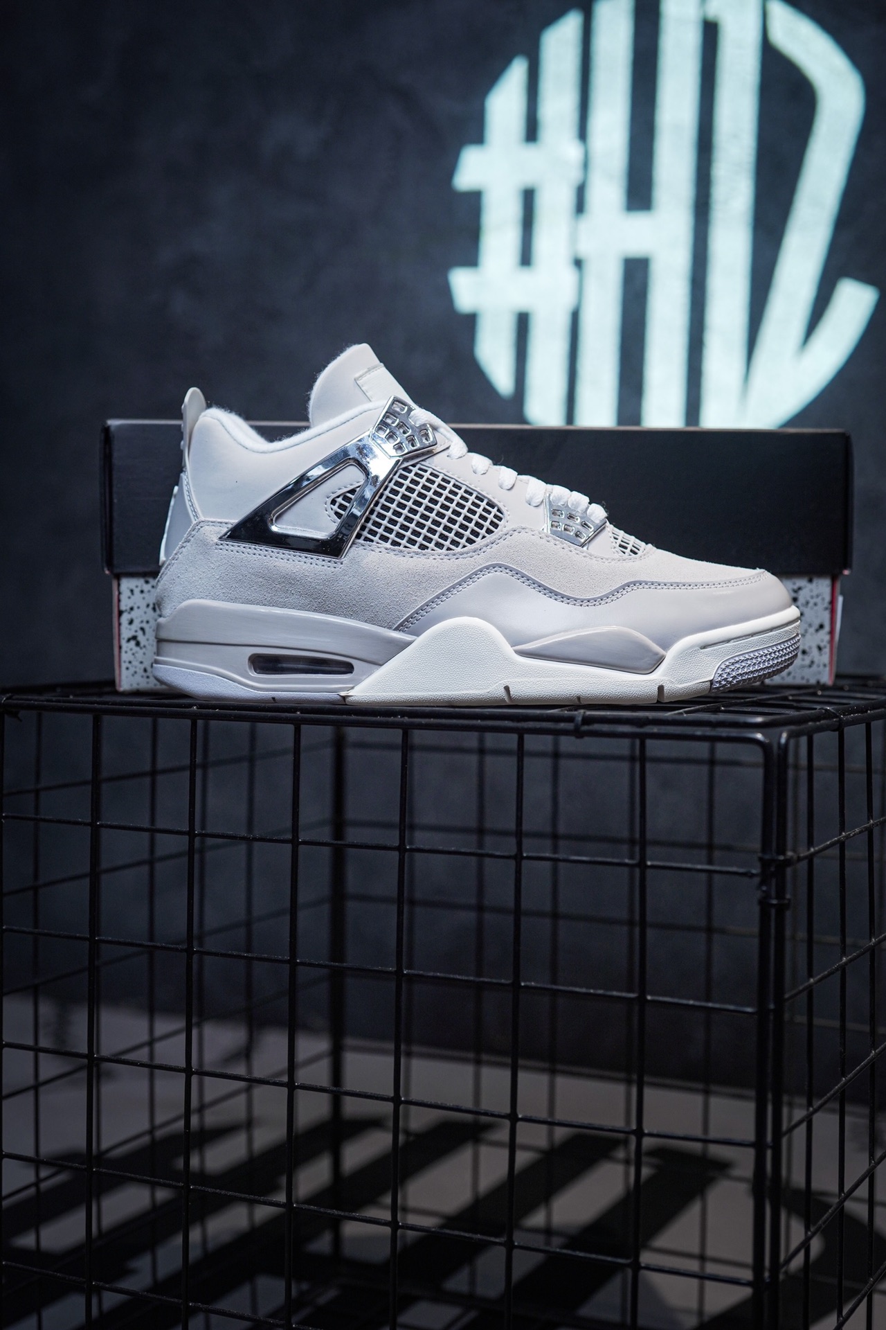 Air Jordan 4 Retro Pure Money Pure White Silver Buckle