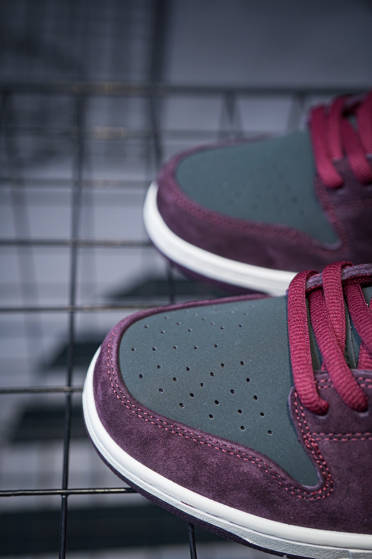 RIOT Skateshop x NIKE SB Dunk Low