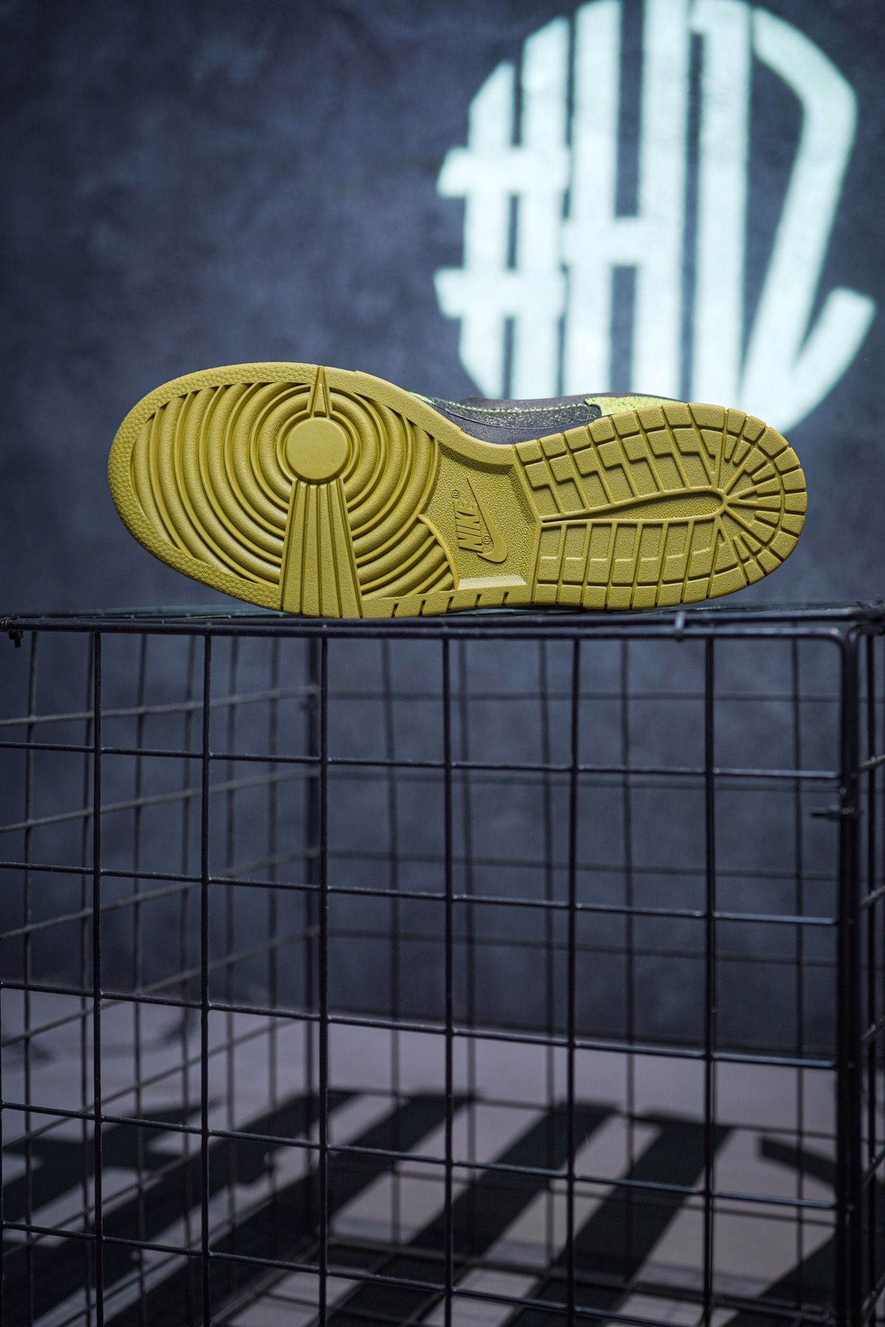 NIKE Dunk Low "Halloween"