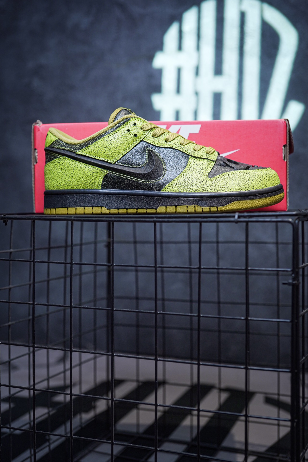 NIKE Dunk Low "Halloween"