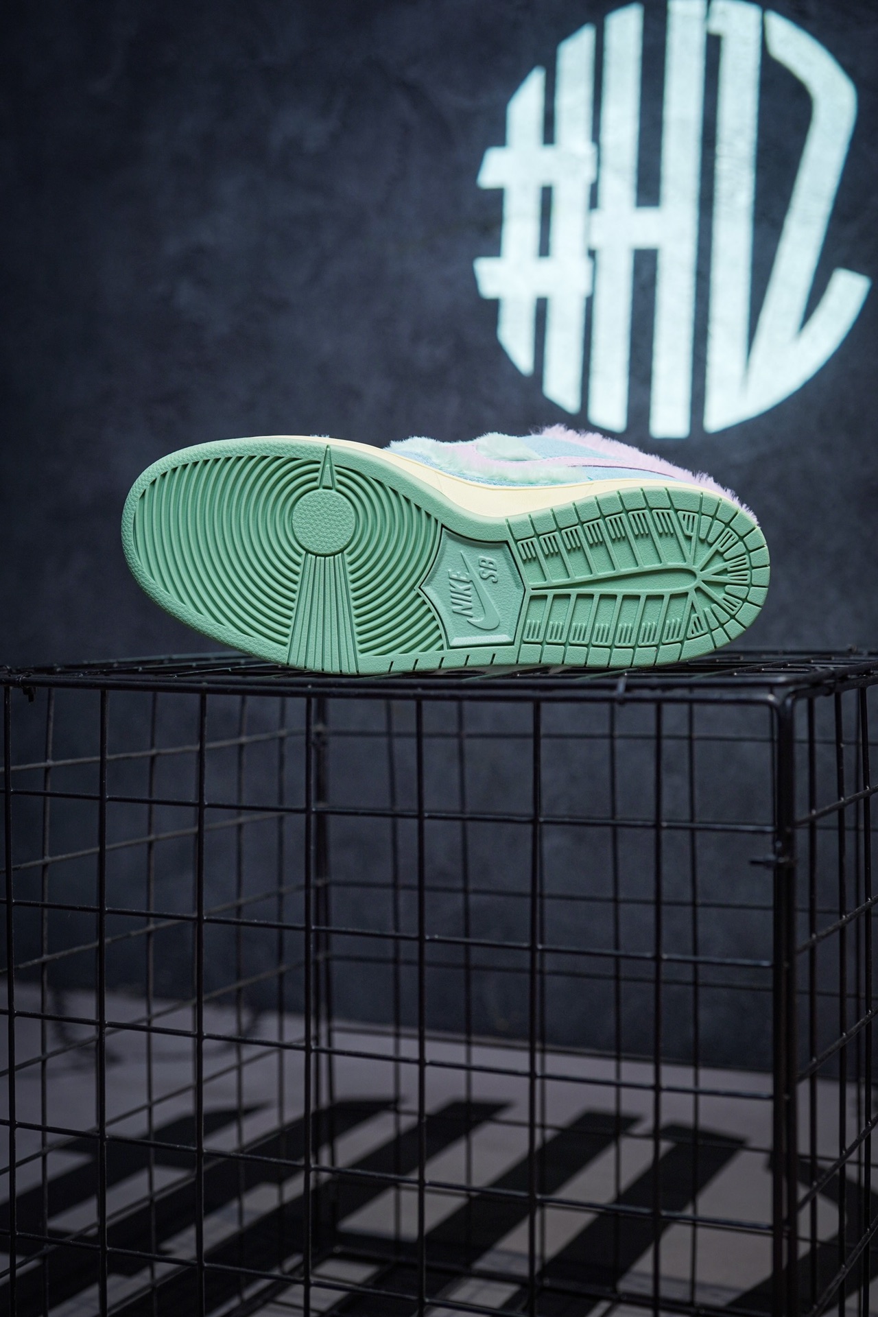 Nike SB Dunk Low Verdy Visty