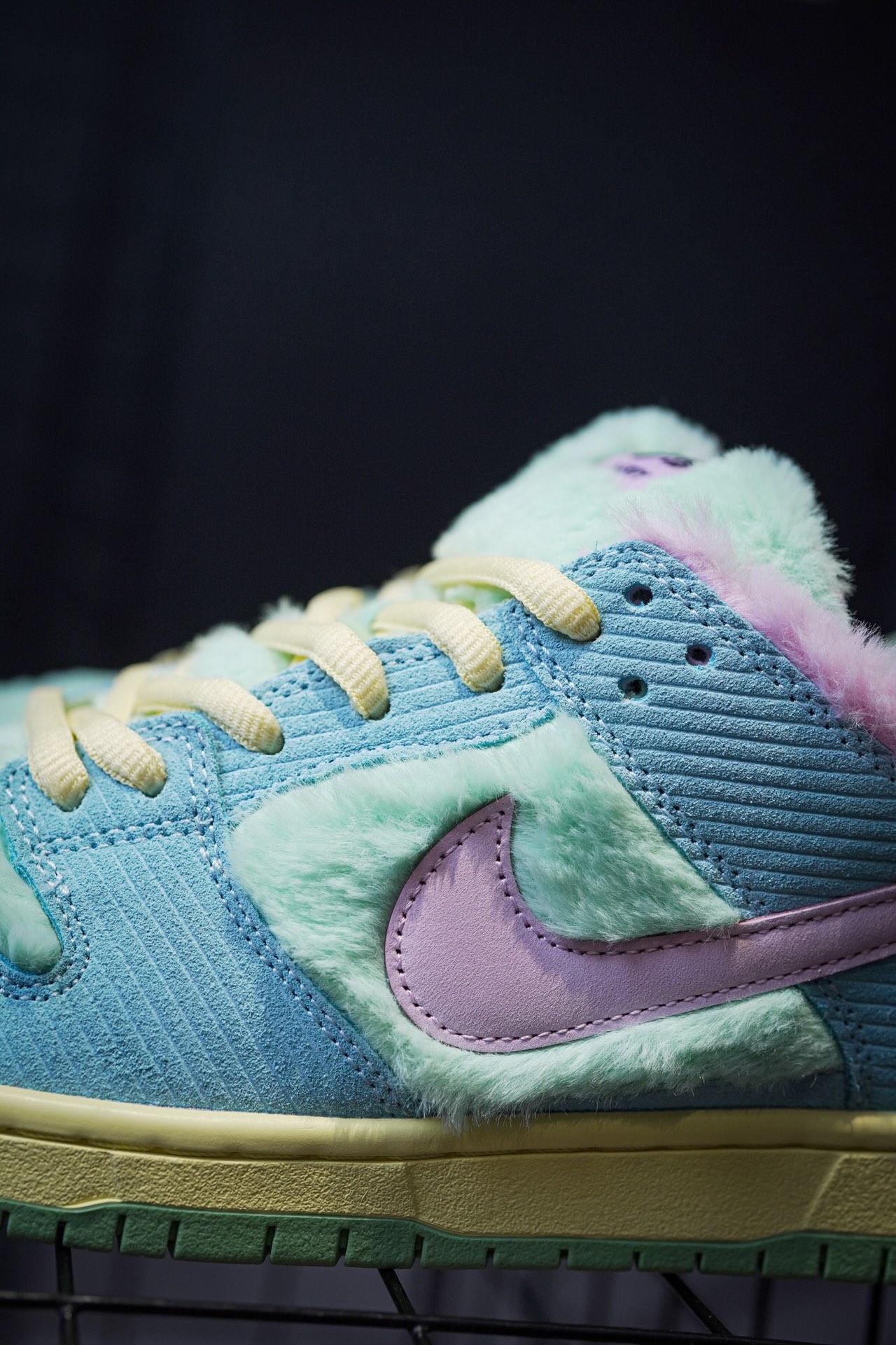 Nike SB Dunk Low Verdy Visty
