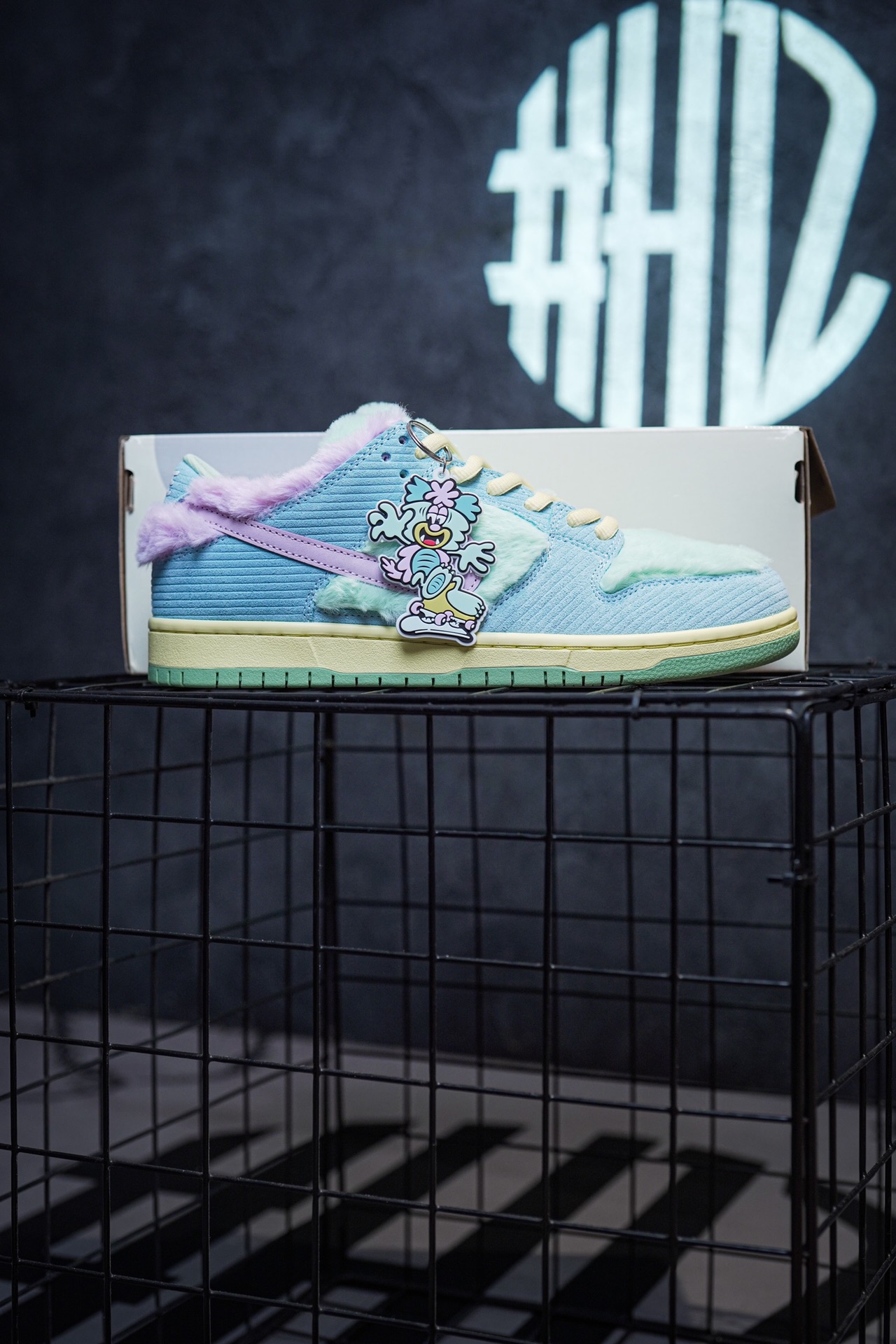 Nike SB Dunk Low Verdy Visty