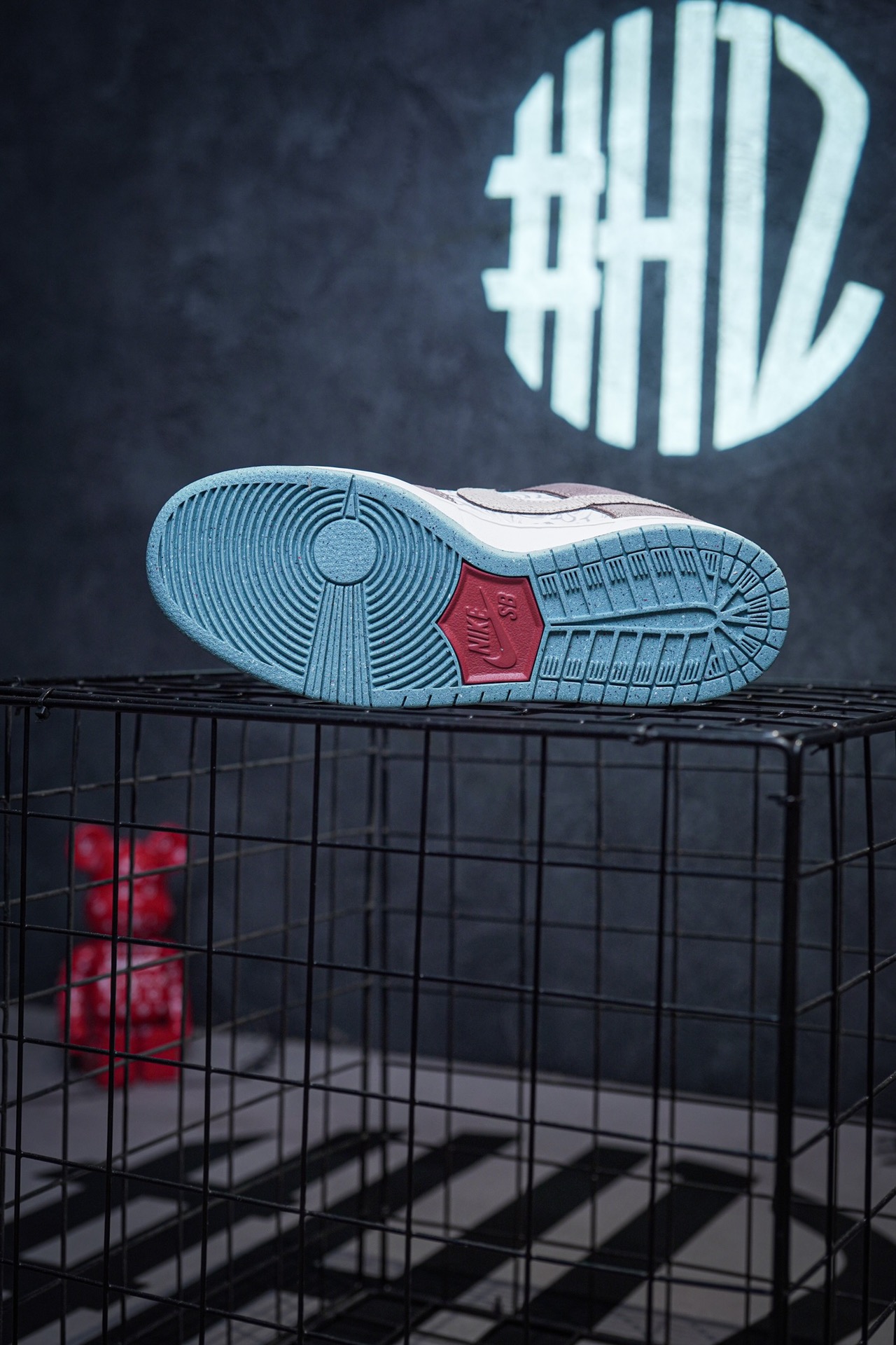 Nike SB Dunk Low Pro Big Money Savings