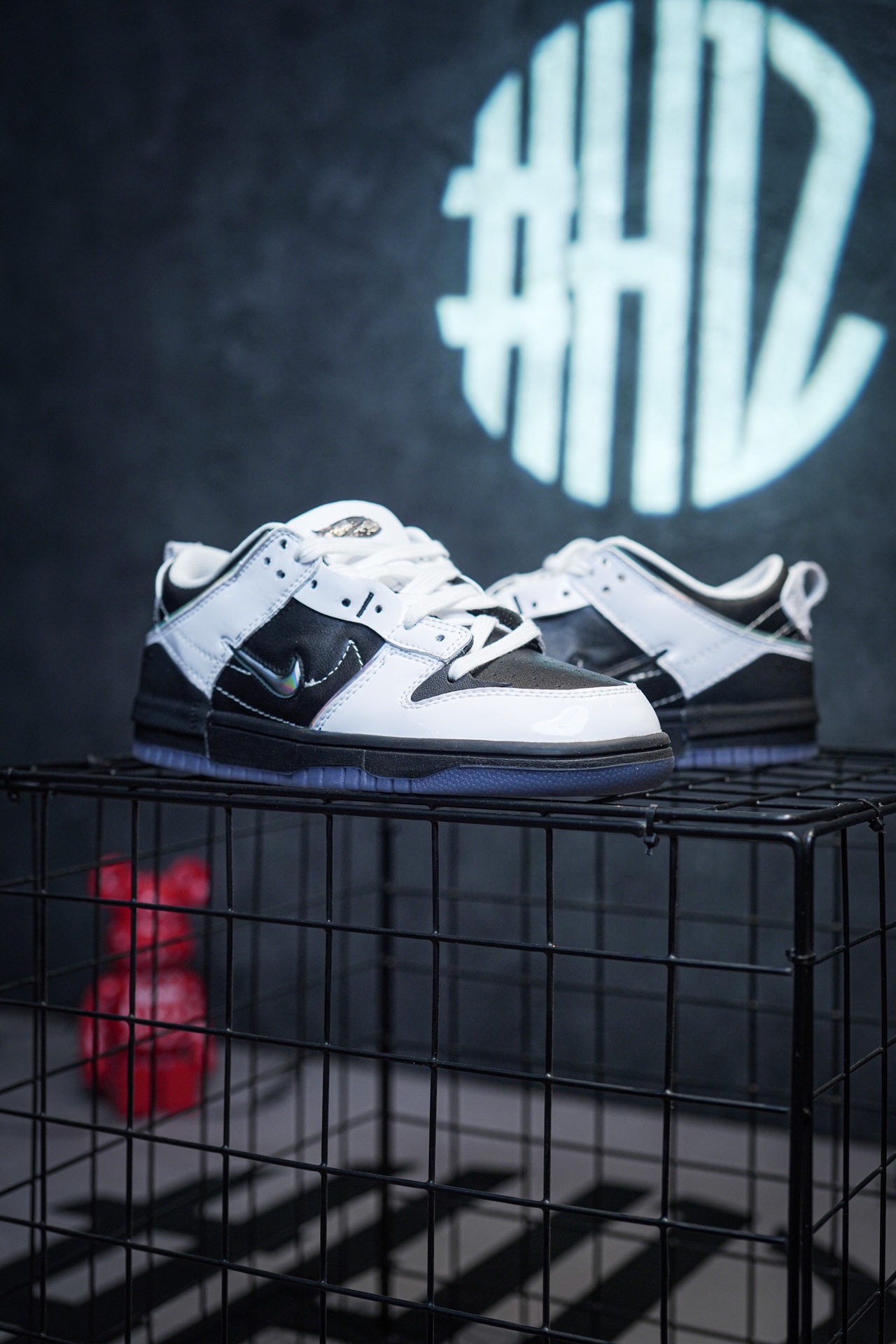 NIKE Dunk Low Disrupt 2 Years of Dragon