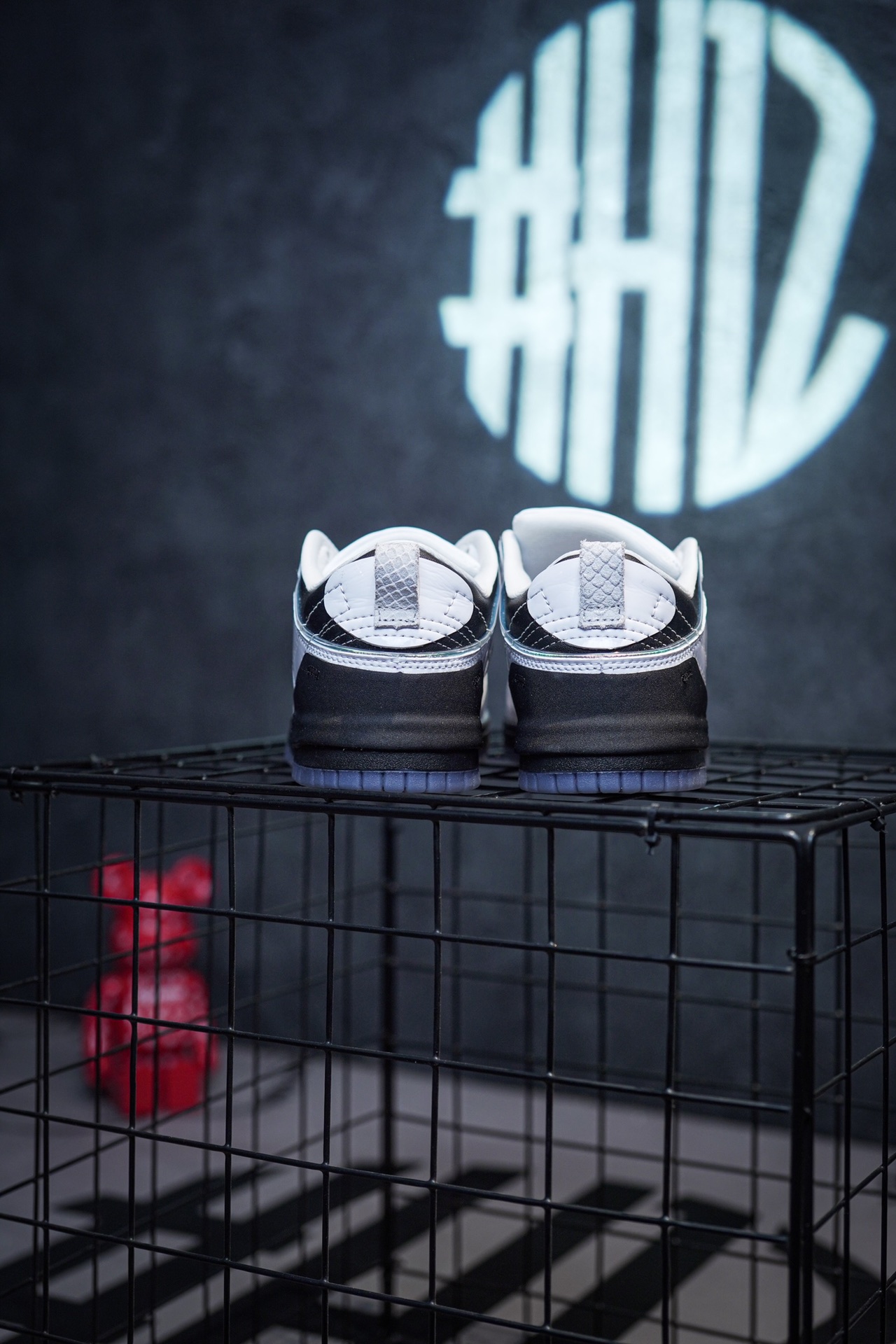 NIKE Dunk Low Disrupt 2 Years of Dragon