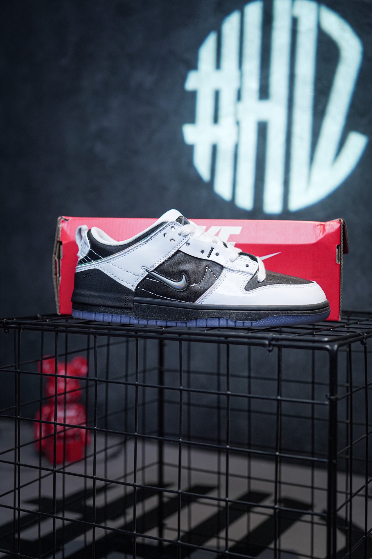 NIKE Dunk Low Disrupt 2 Years of Dragon