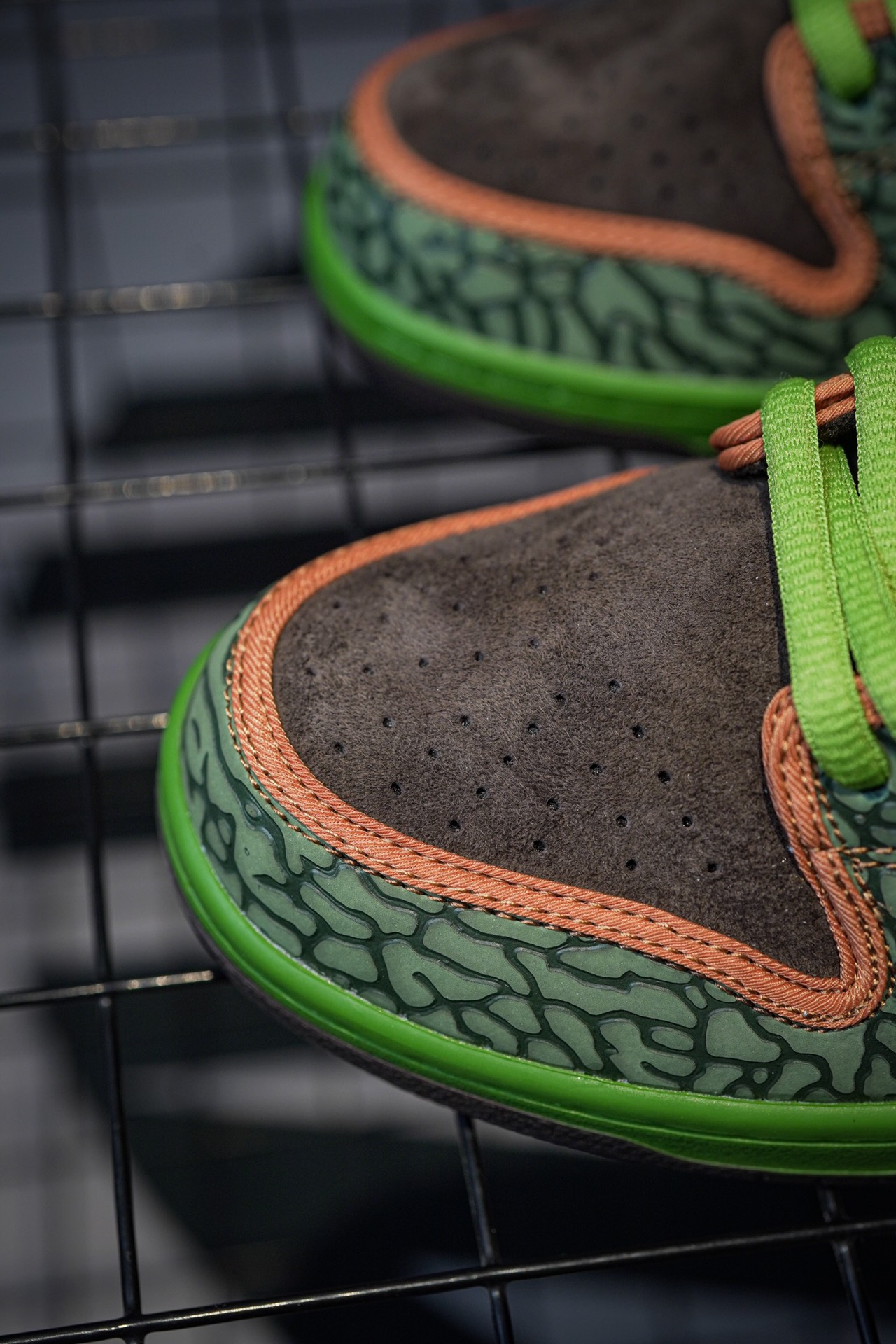Nike SB Dunk Low De La Soul 