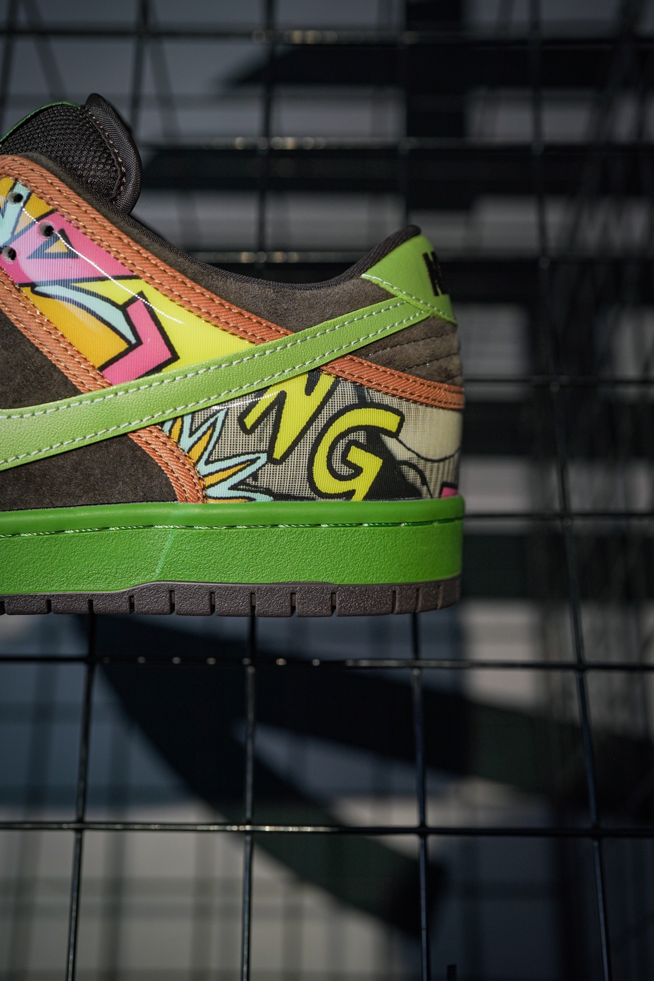 Nike SB Dunk Low De La Soul 