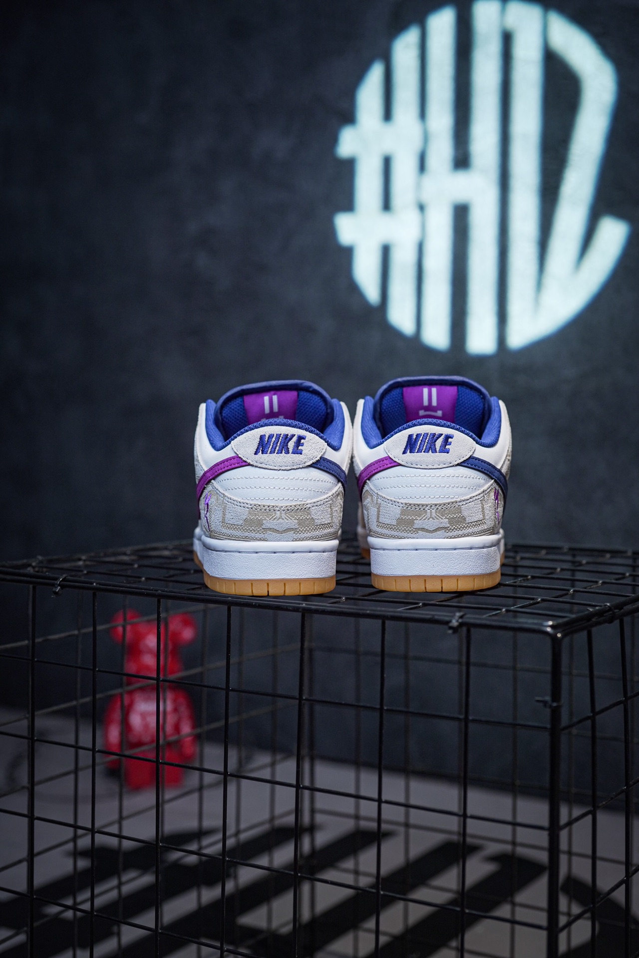 Rayssa Leal x NIKE SB Dunk Low