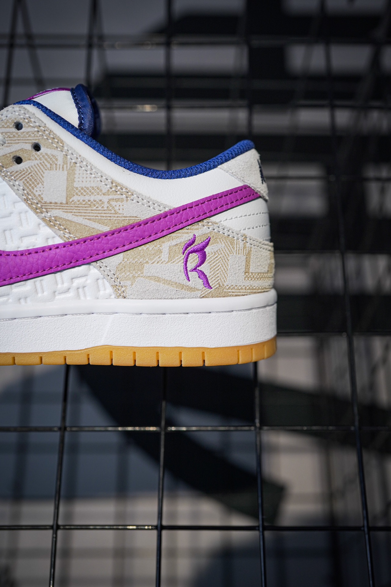 Rayssa Leal x NIKE SB Dunk Low