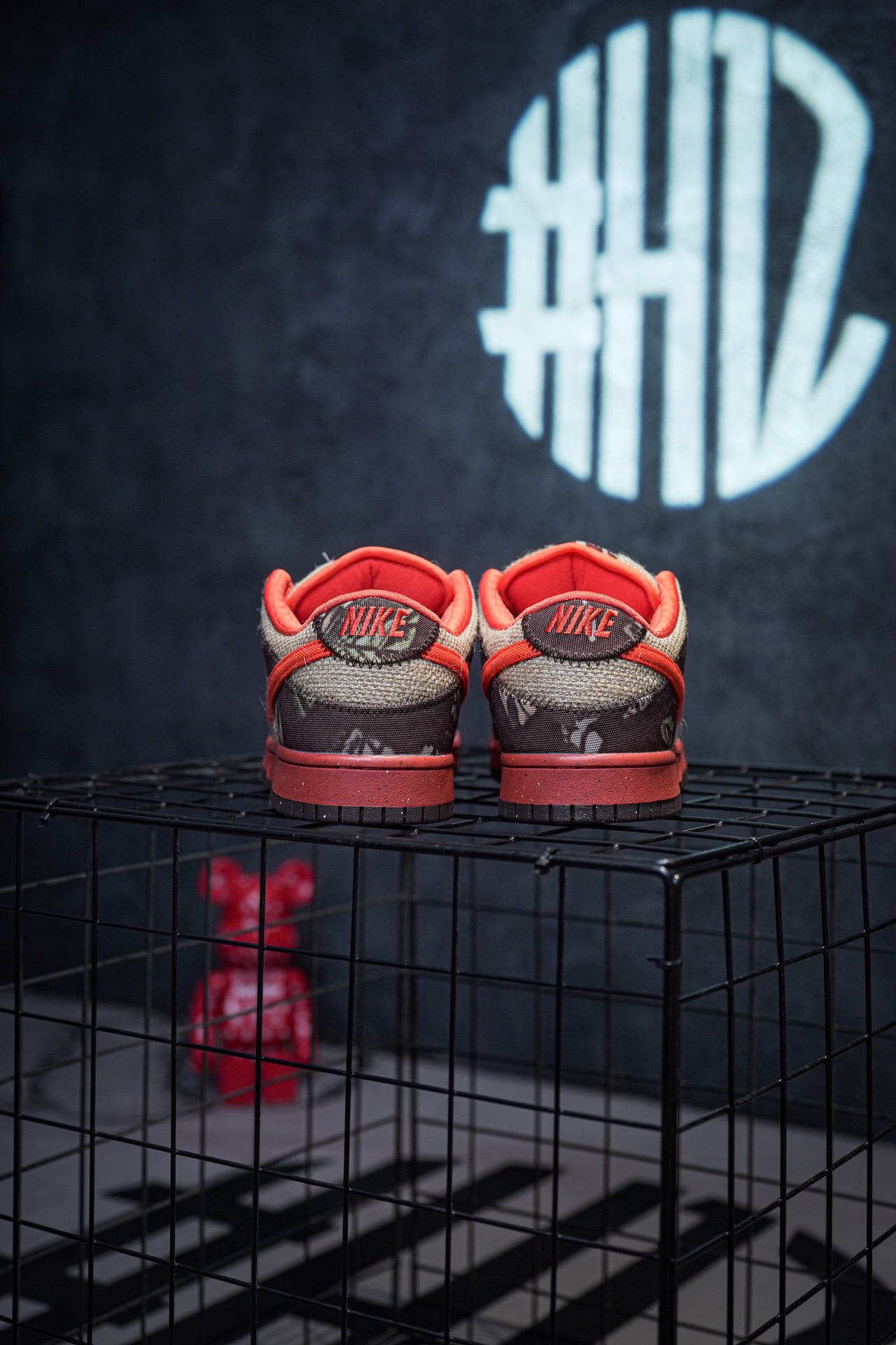 NIKE SB Dunk Low Reese Forbes