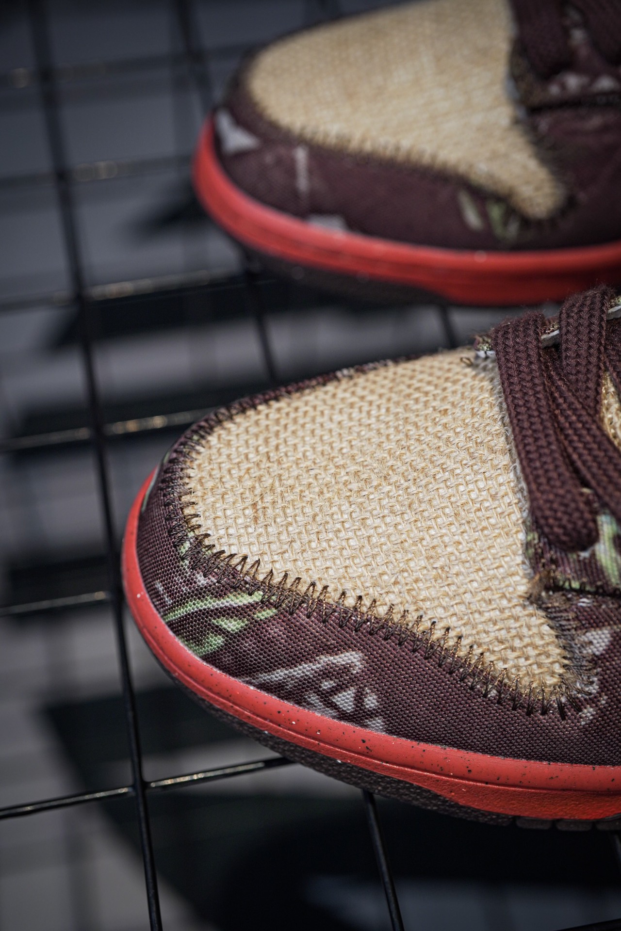 NIKE SB Dunk Low Reese Forbes