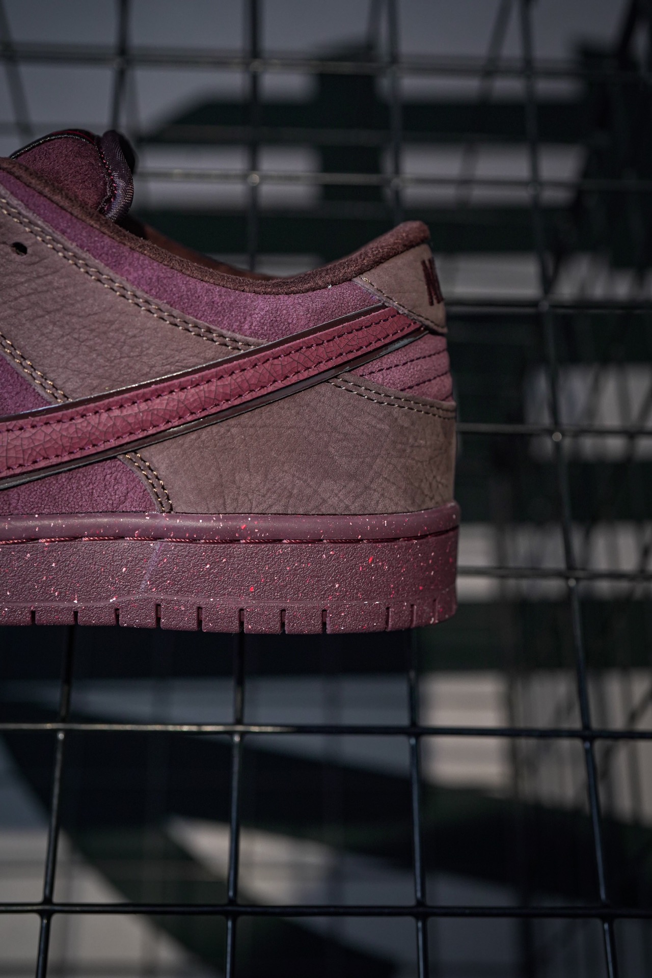 NIKE SB Dunk Low "Valentine's Day"