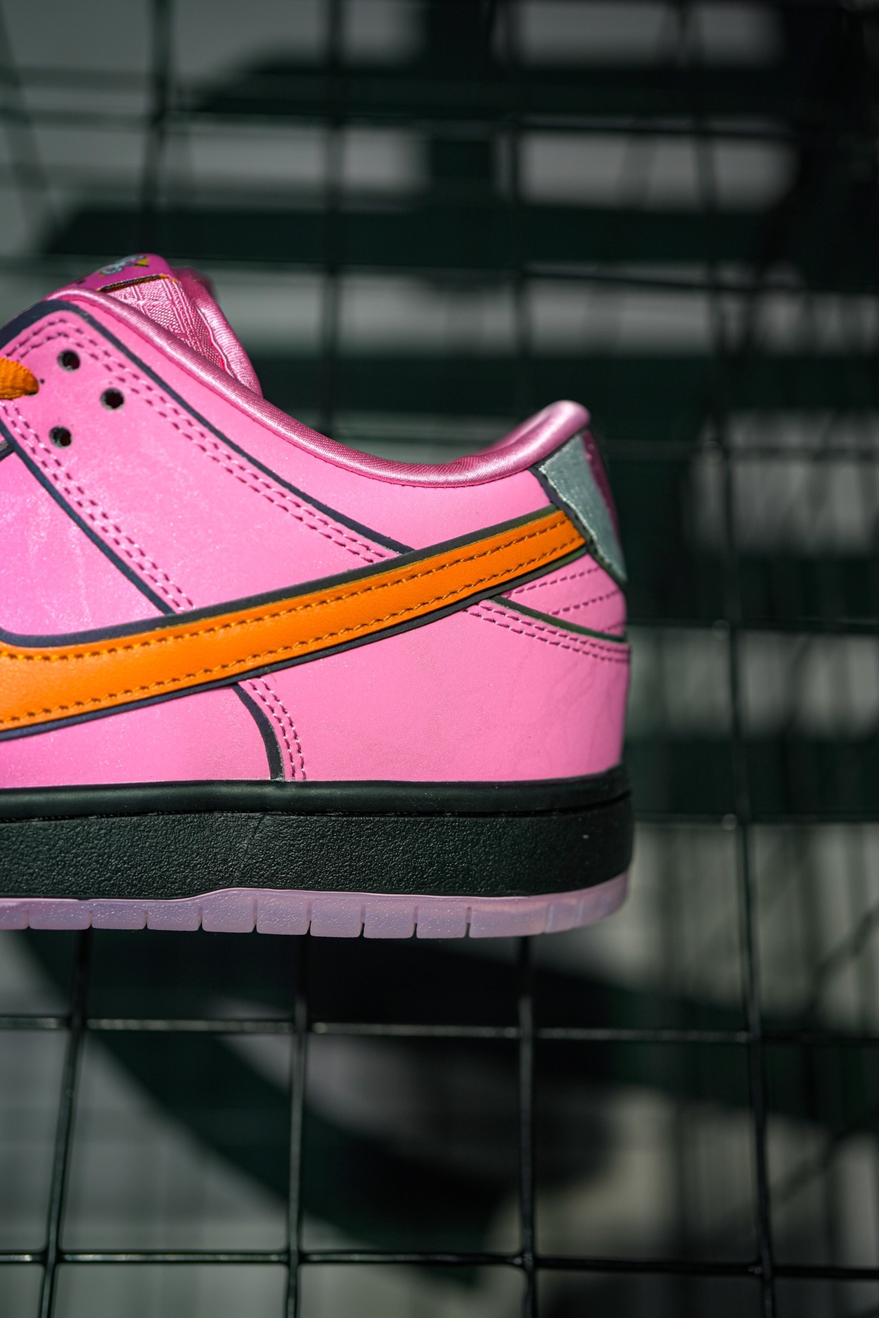 The Powerpuff Girls x NIKE SB Dunk Low