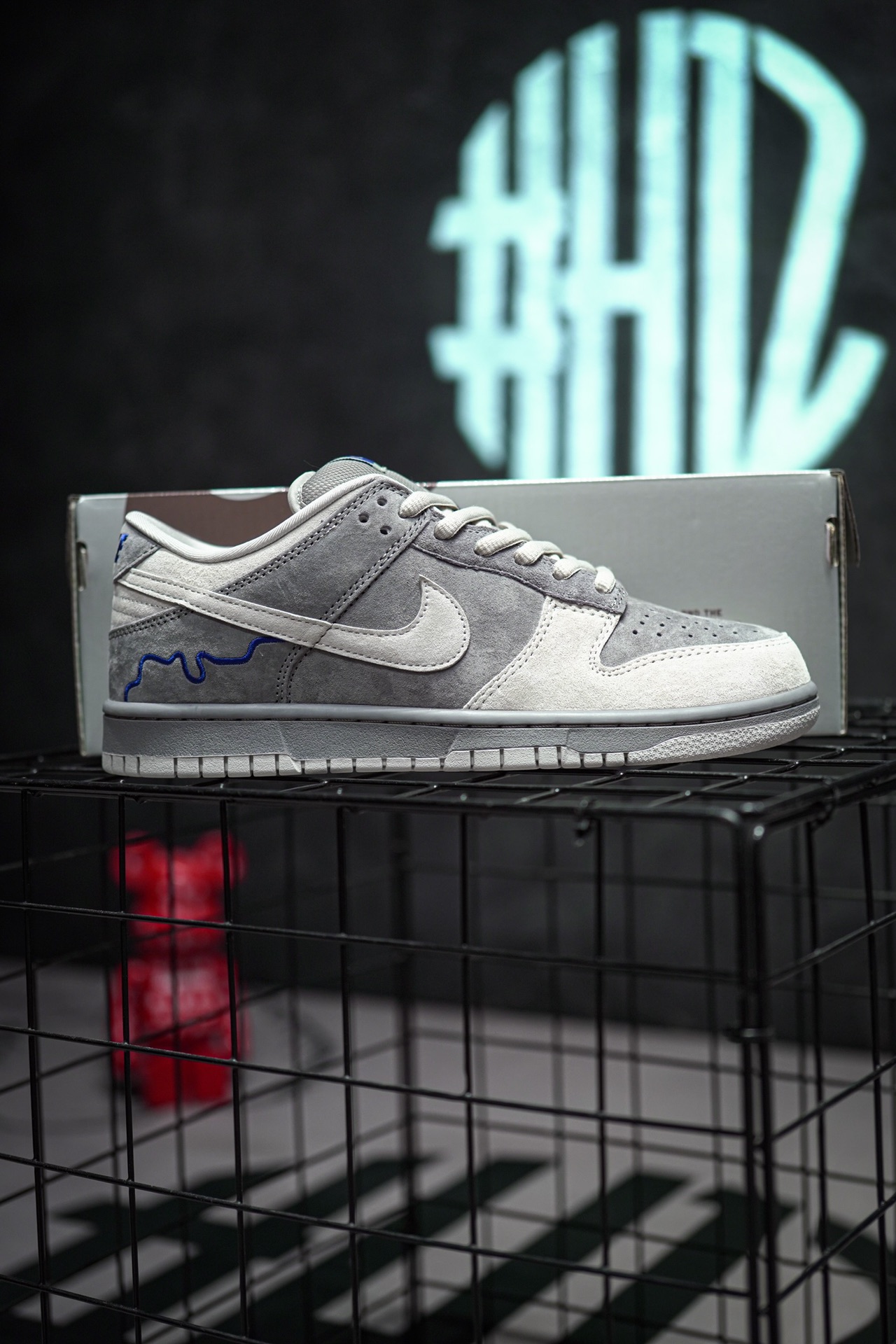 NIKE SB Dunk Low London