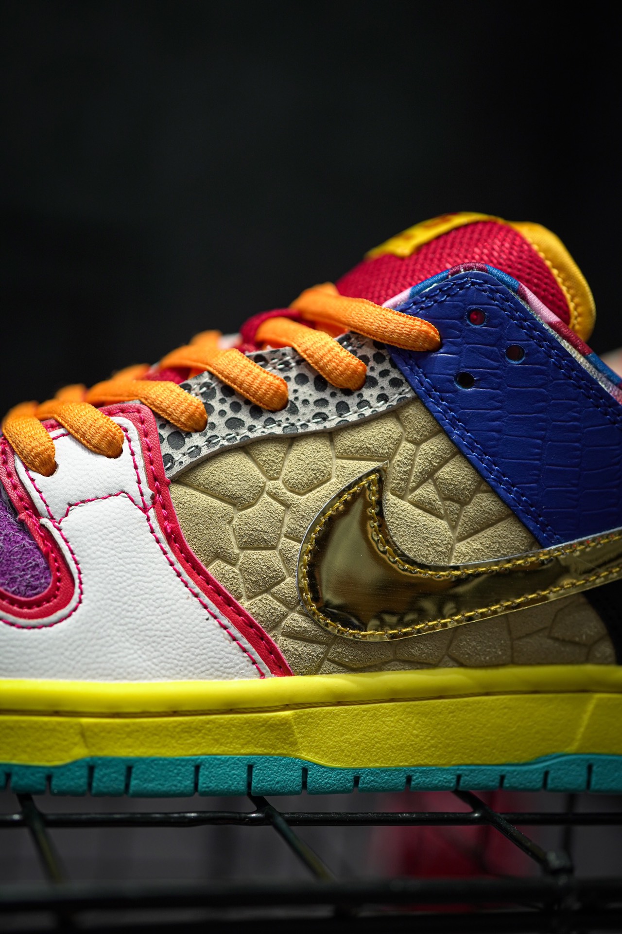 NIKE SB Dunk Low "What The paul"