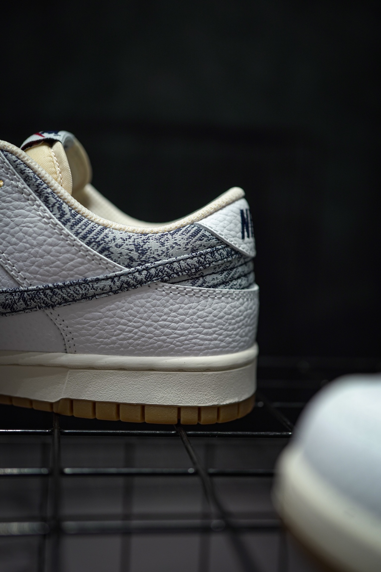 NIKE Dunk Low "Washed Denim"