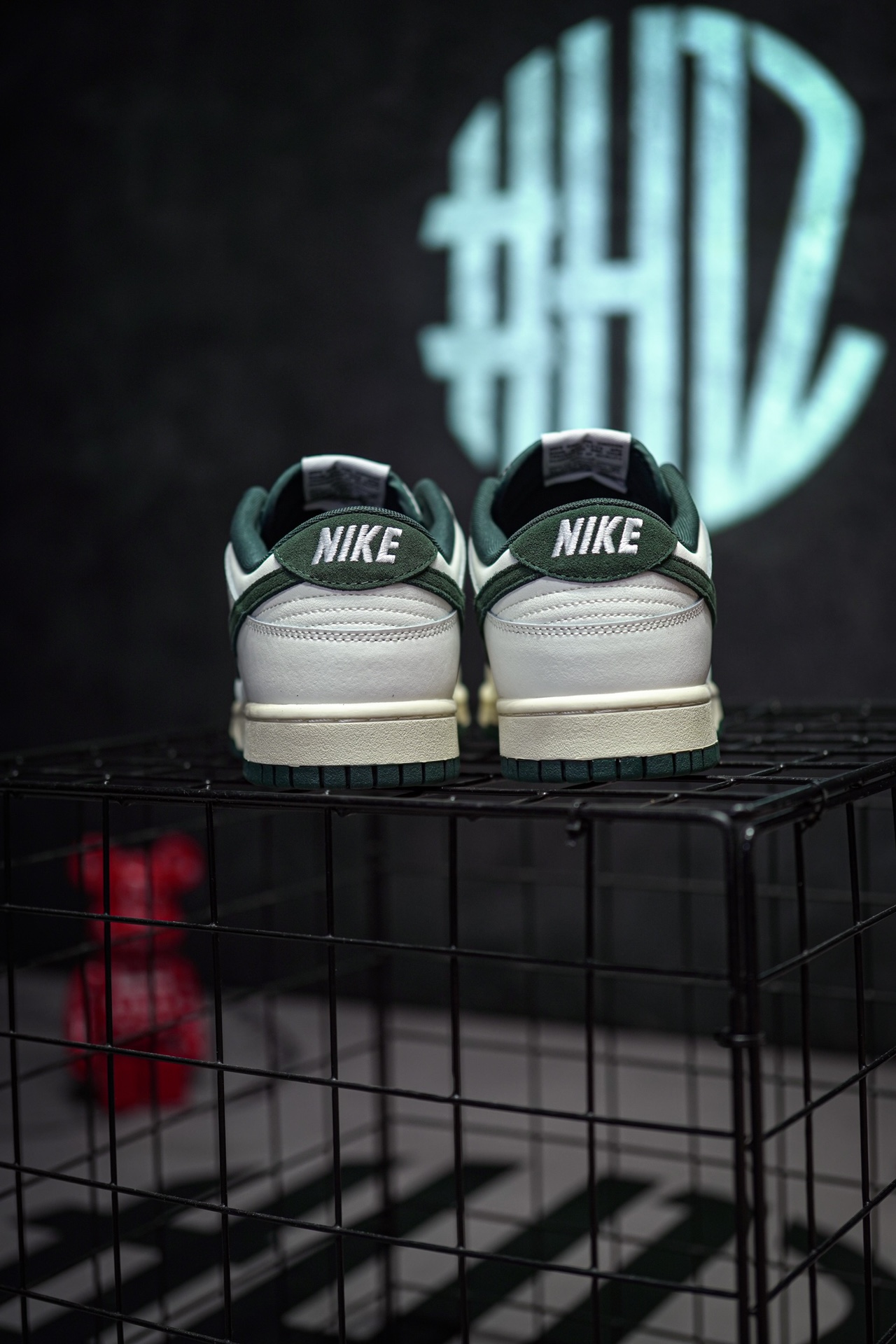 NIKE Dunk Low "Athletic Department"