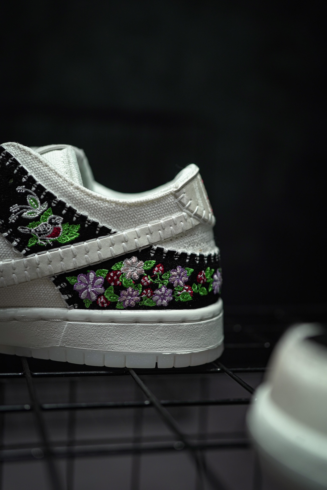 Nike SB Dunk Low Decon N7 Black Sail