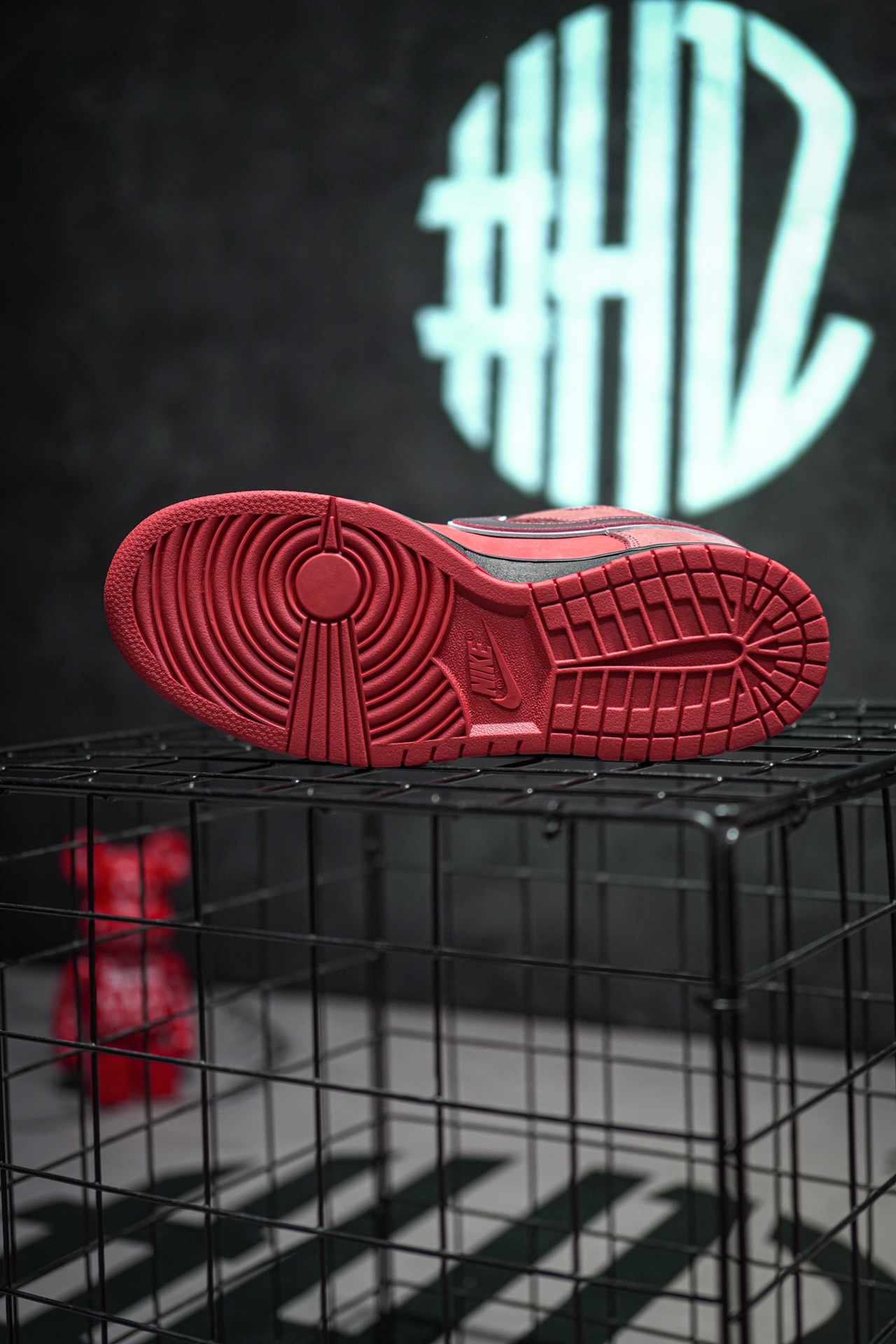 Concepts x NIKE SB Dunk Low Red Lobster