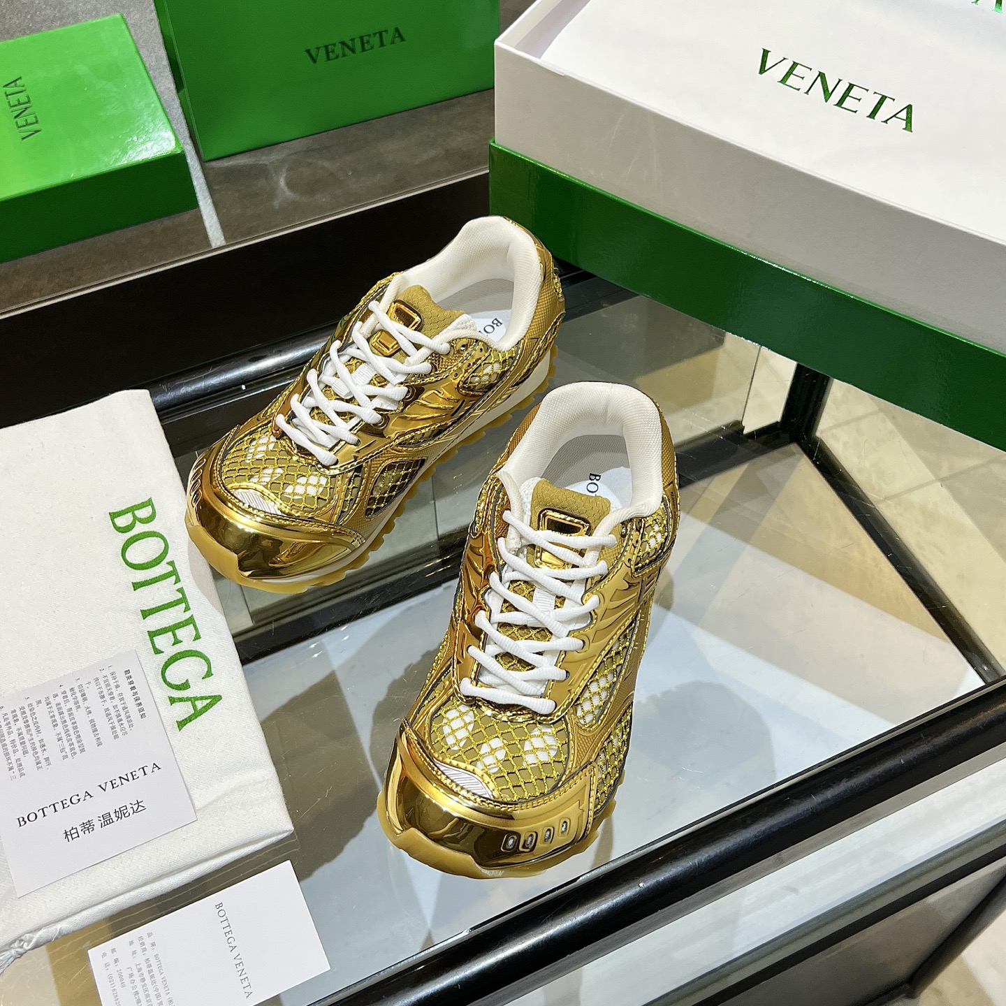 Bottega Veneta 12 colors
