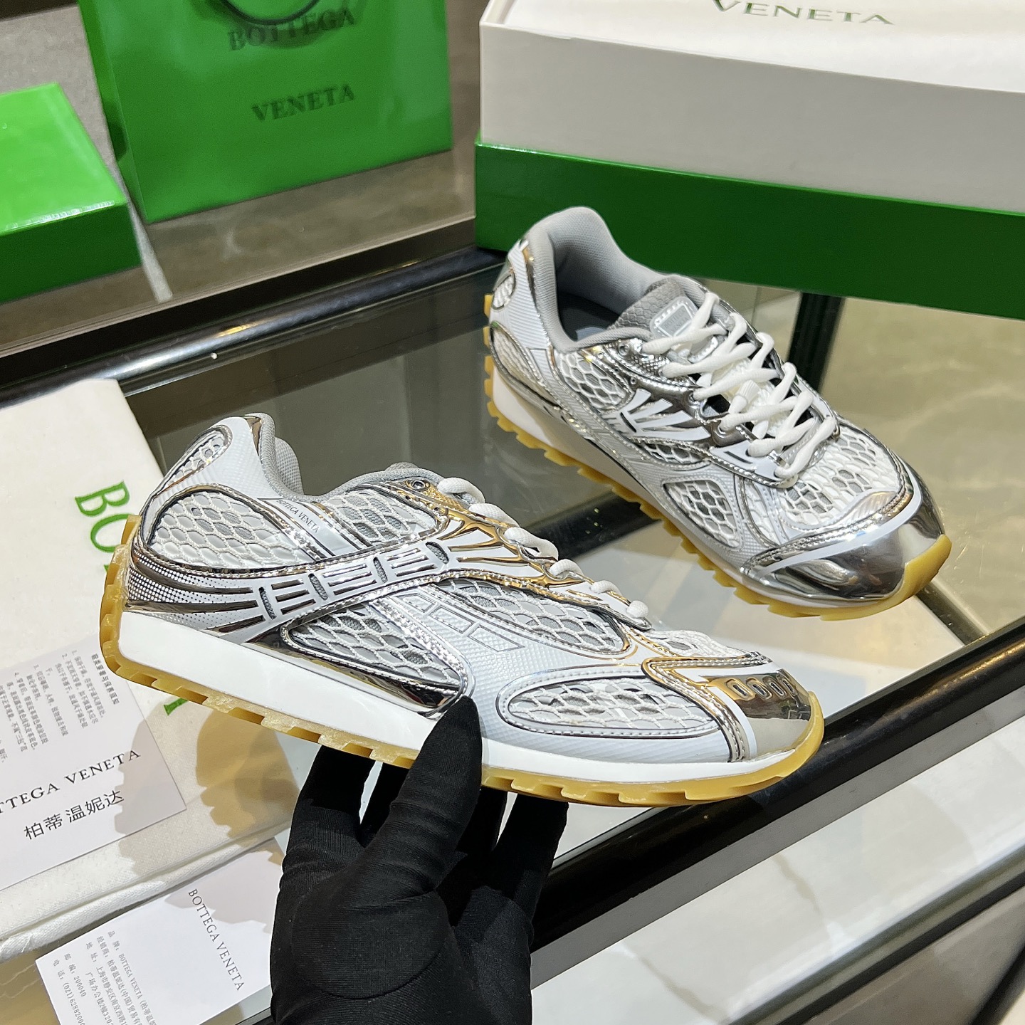 Bottega Veneta 12 colors