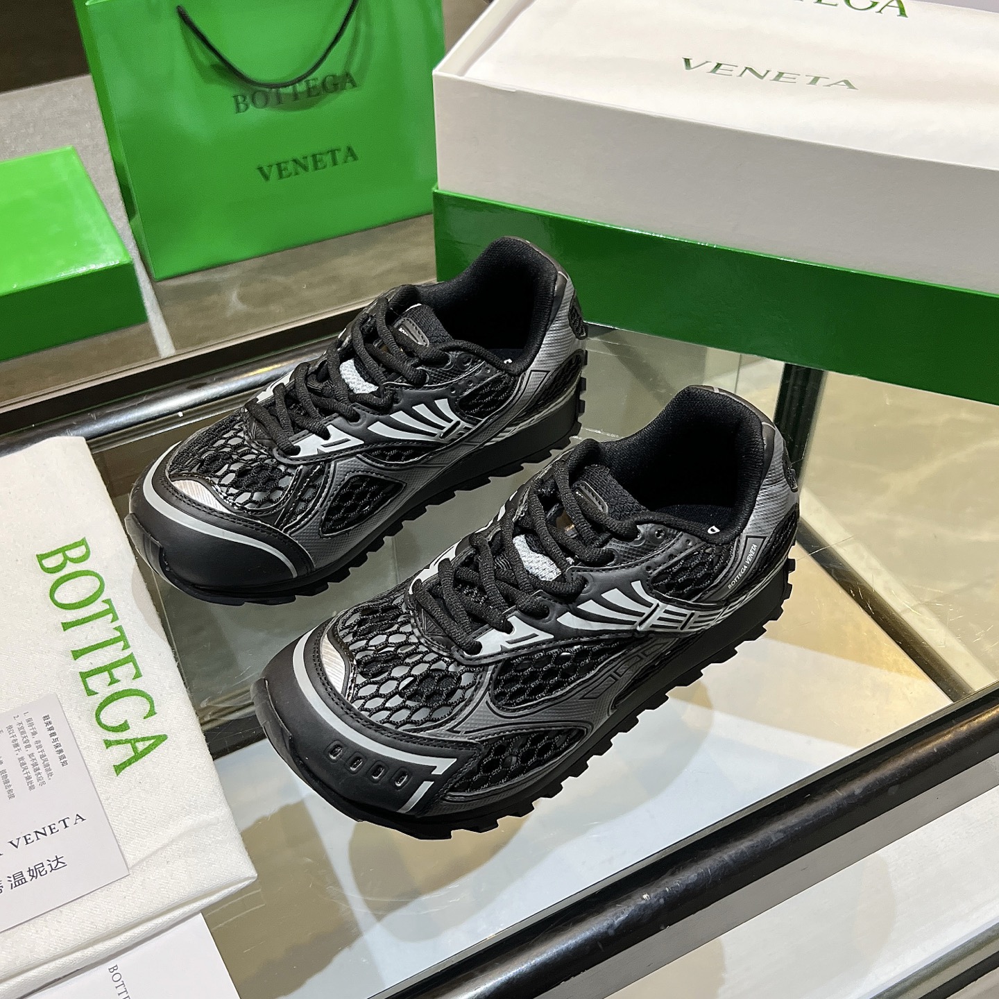 Bottega Veneta 12 colors