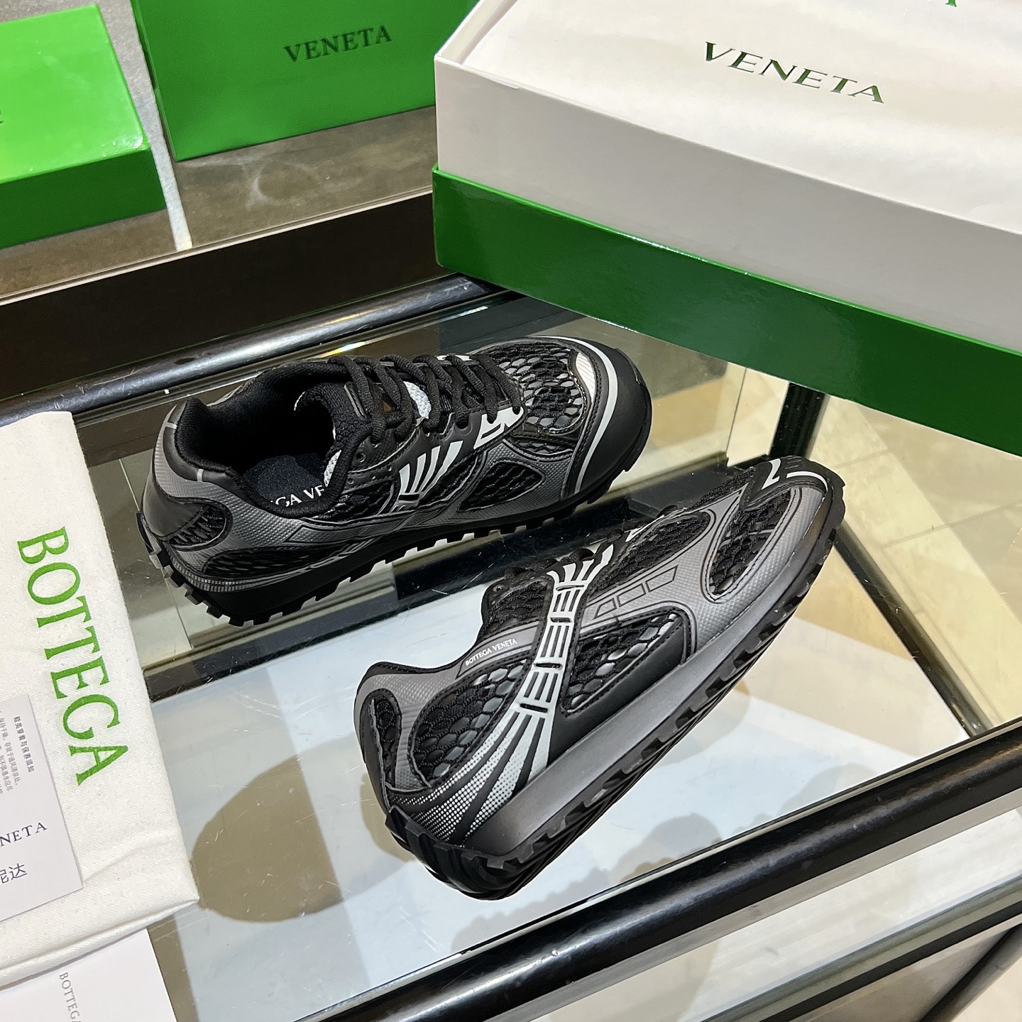 Bottega Veneta 12 colors