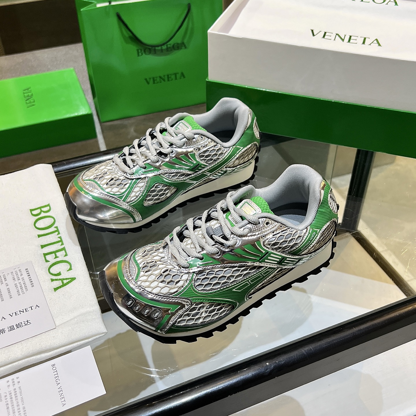 Bottega Veneta 12 colors